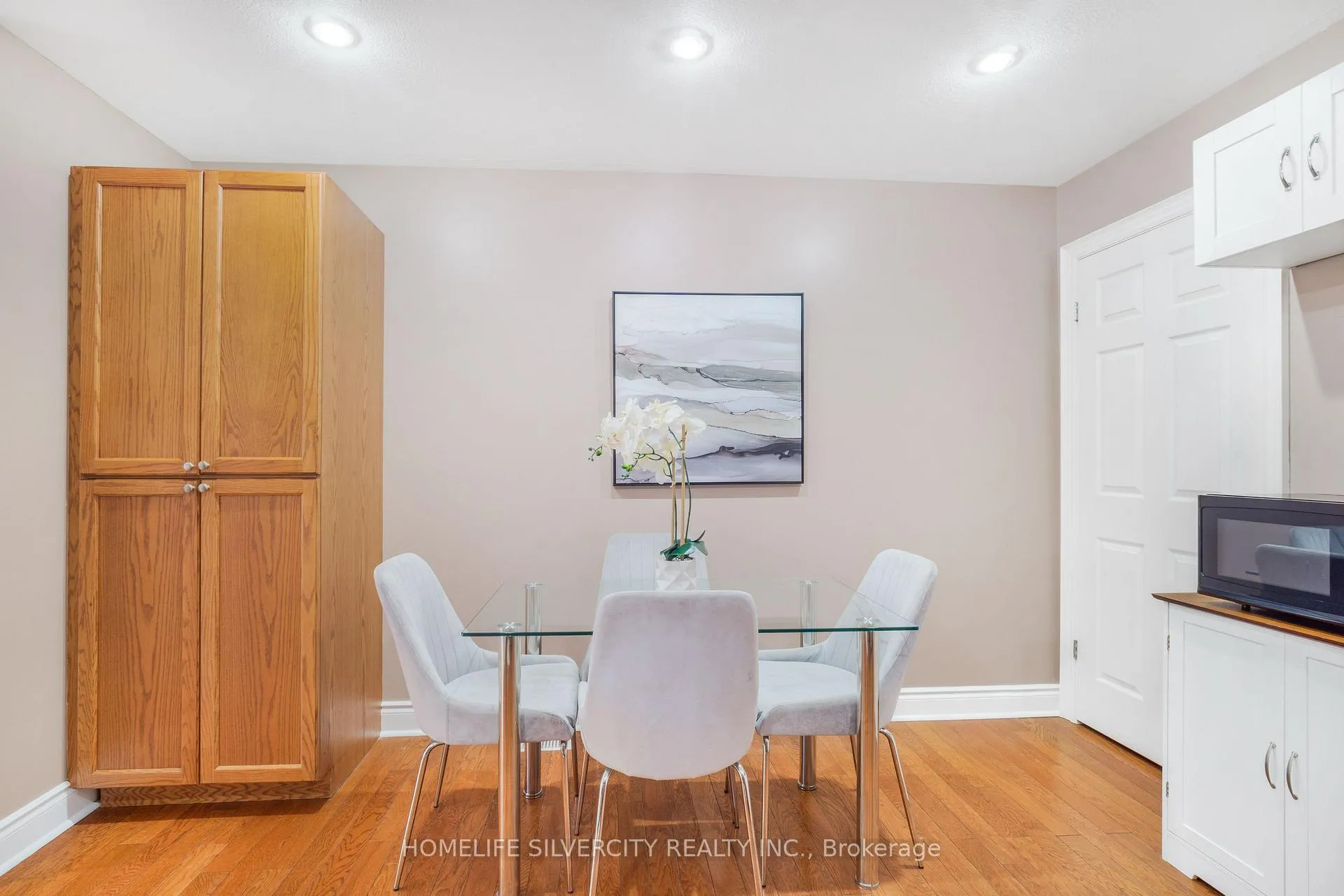 Photo 6 of 27 Ormond Street N, Thorold, Thorold Downtown — HOMEH