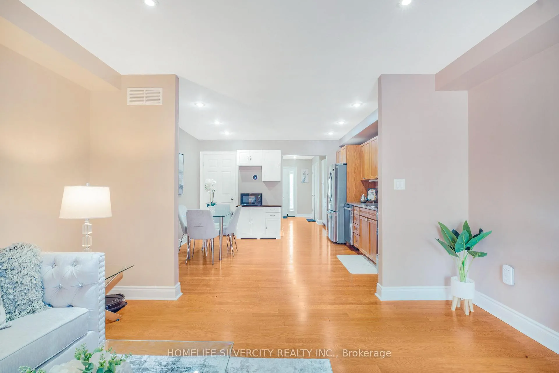 Photo 10 of 27 Ormond Street N, Thorold, Thorold Downtown — HOMEH