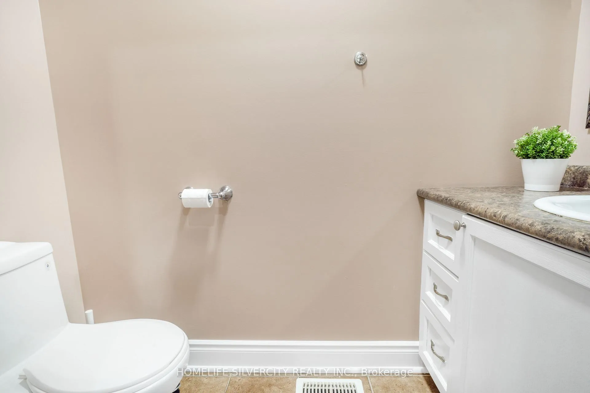 Photo 16 of 27 Ormond Street N, Thorold, Thorold Downtown — HOMEH