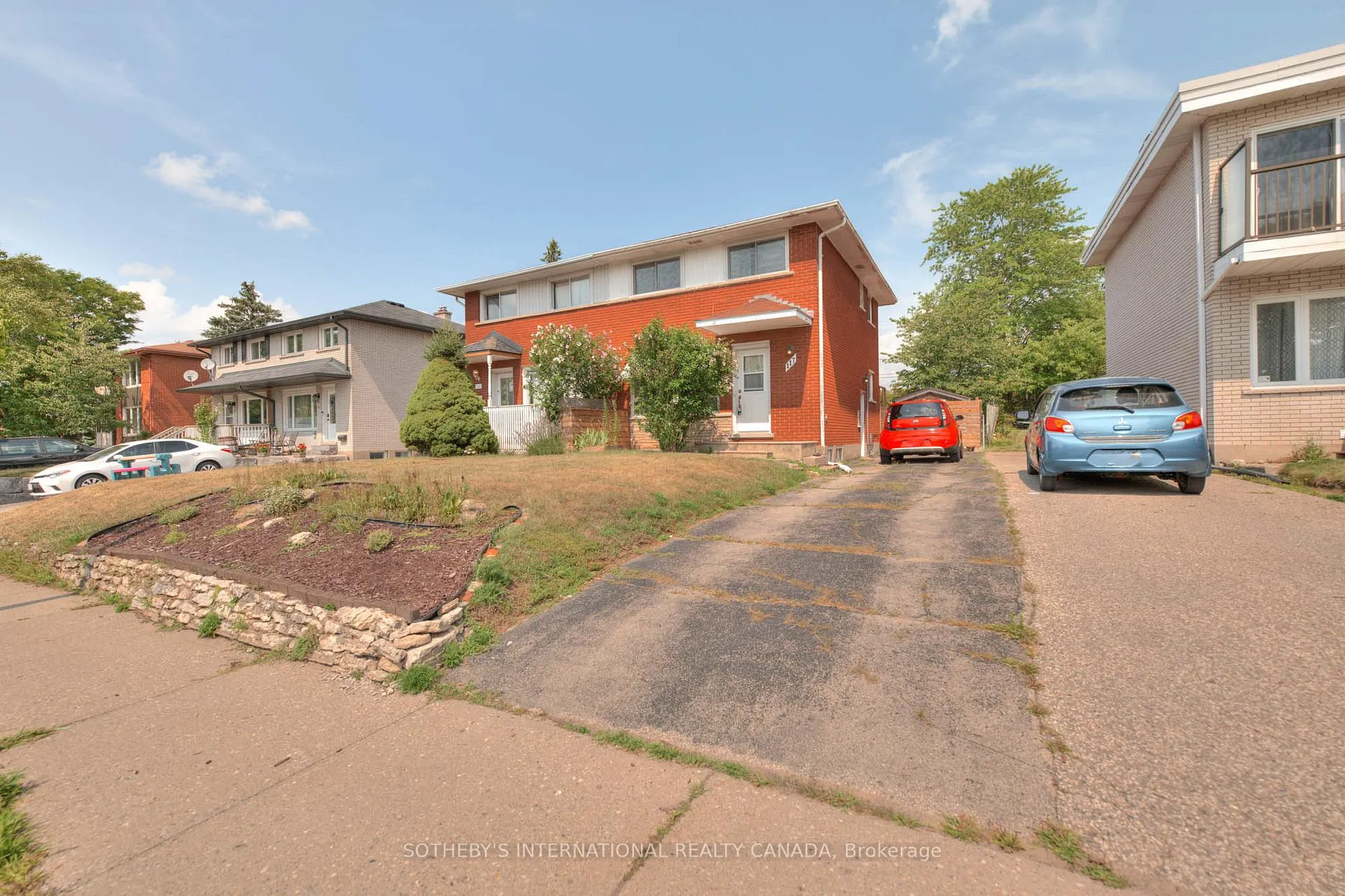 Photo 3 of 117 Secord Avenue, Kitchener — HOMEH