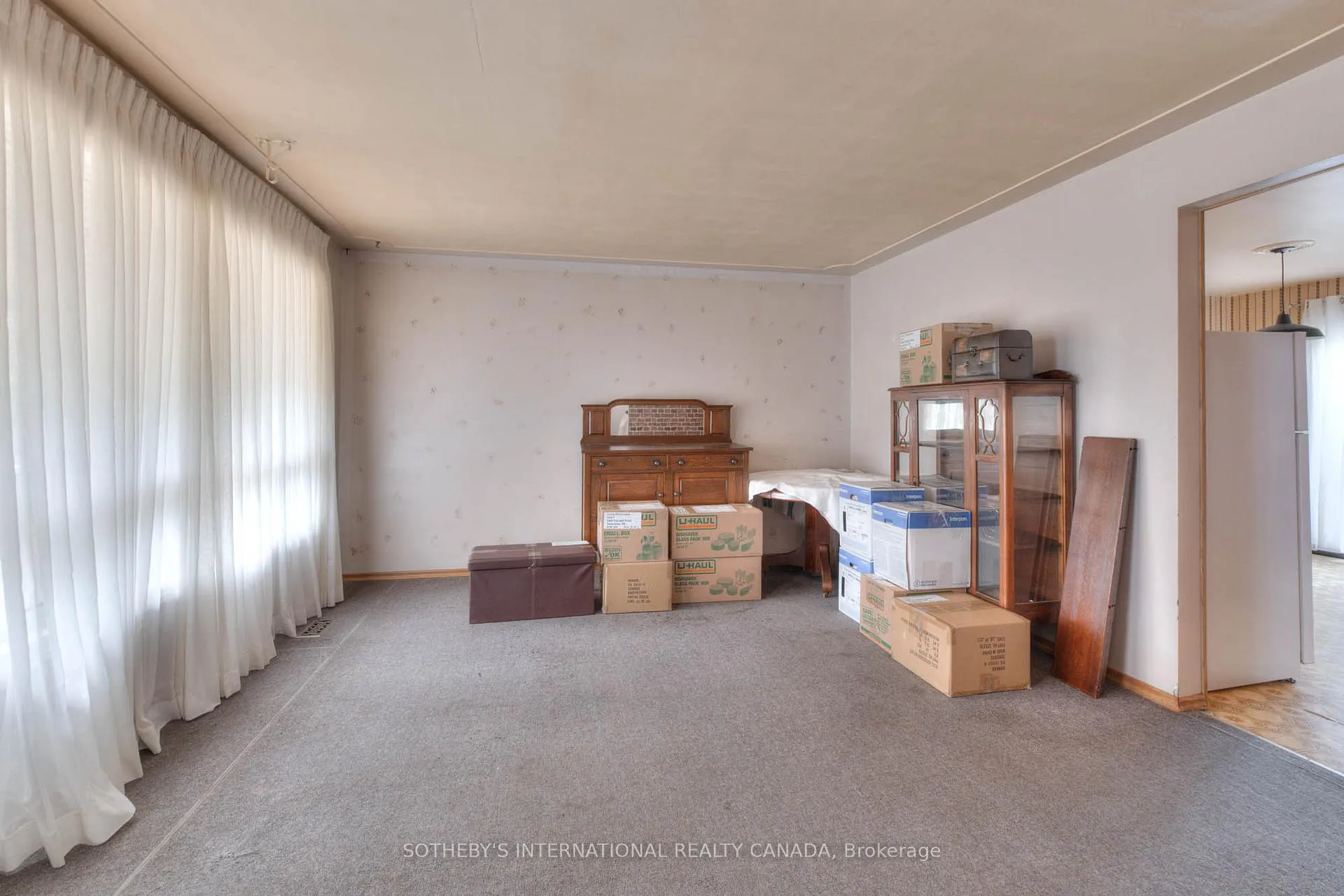 Photo 8 of 117 Secord Avenue, Kitchener — HOMEH