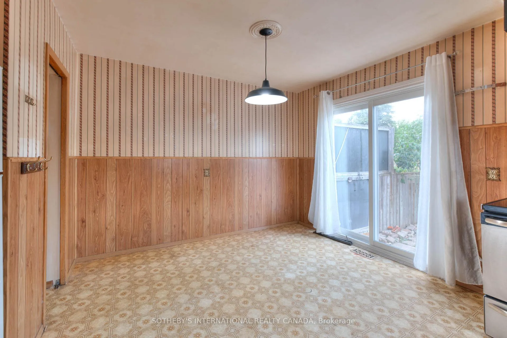 Photo 12 of 117 Secord Avenue, Kitchener — HOMEH