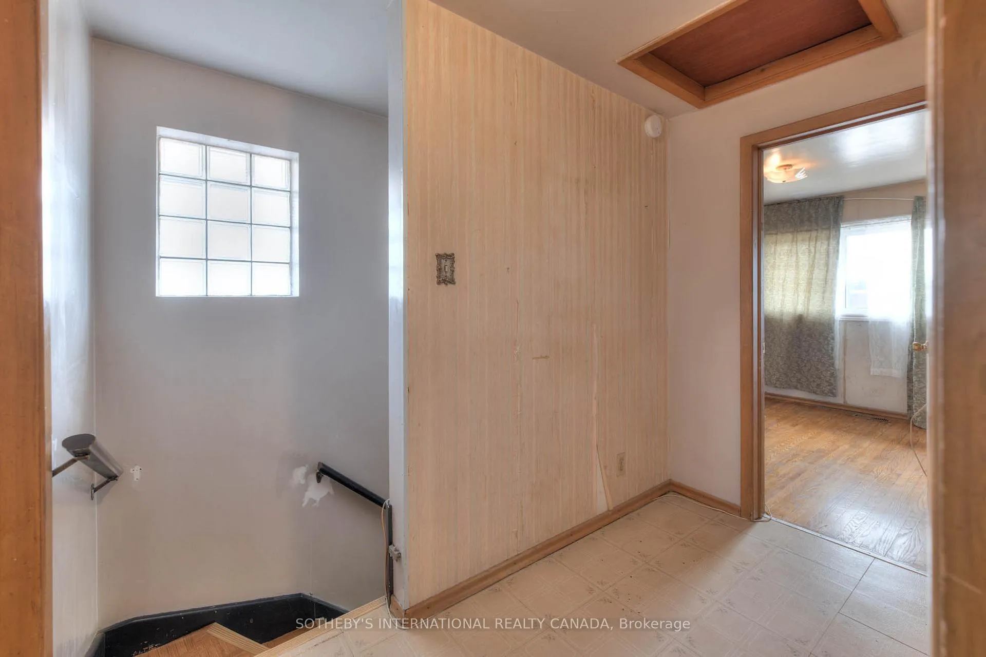 Photo 14 of 117 Secord Avenue, Kitchener — HOMEH