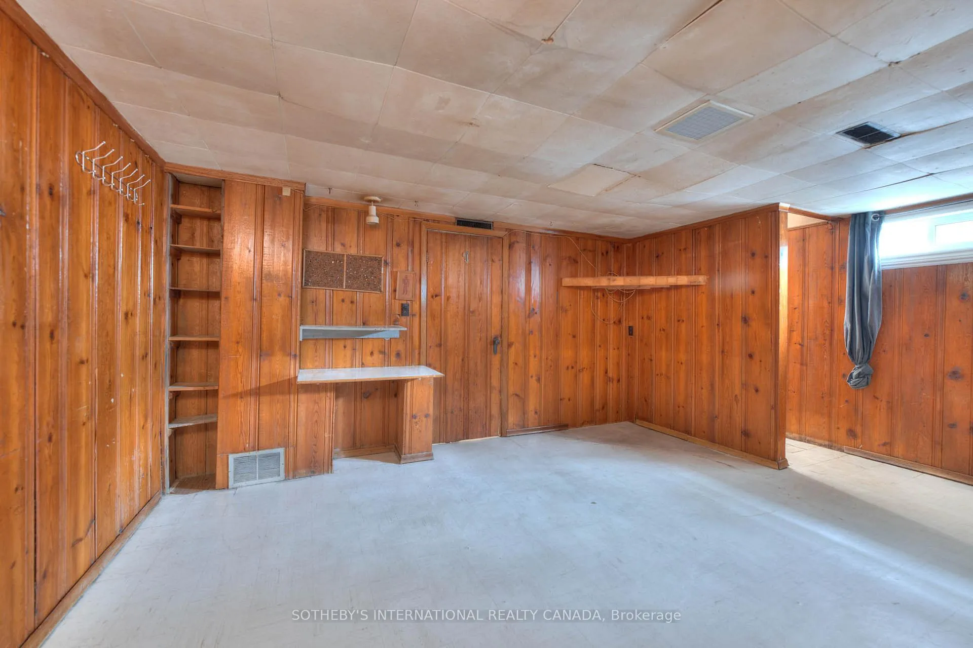 Photo 21 of 117 Secord Avenue, Kitchener — HOMEH