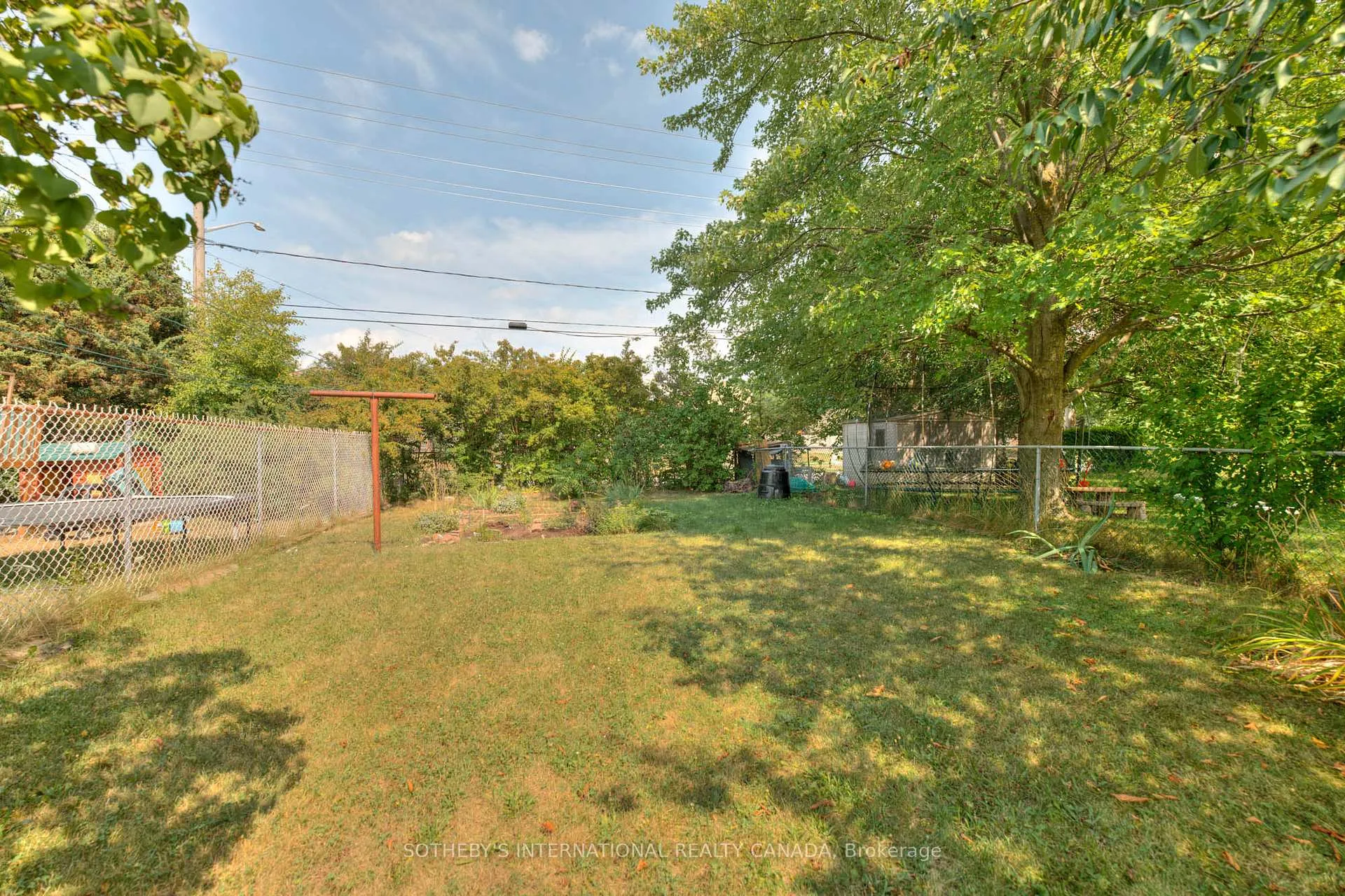 Photo 31 of 117 Secord Avenue, Kitchener — HOMEH