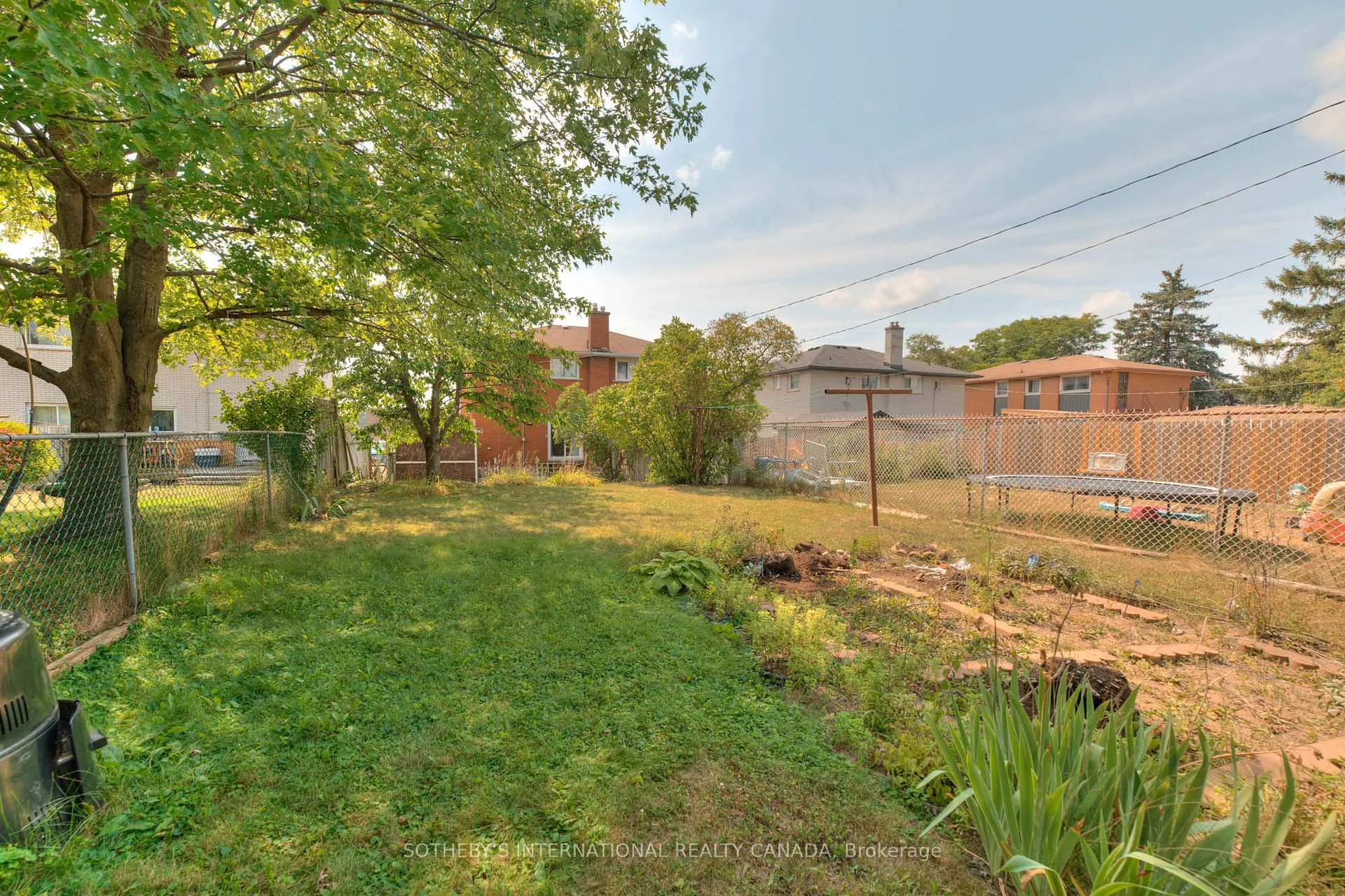 Photo 32 of 117 Secord Avenue, Kitchener — HOMEH