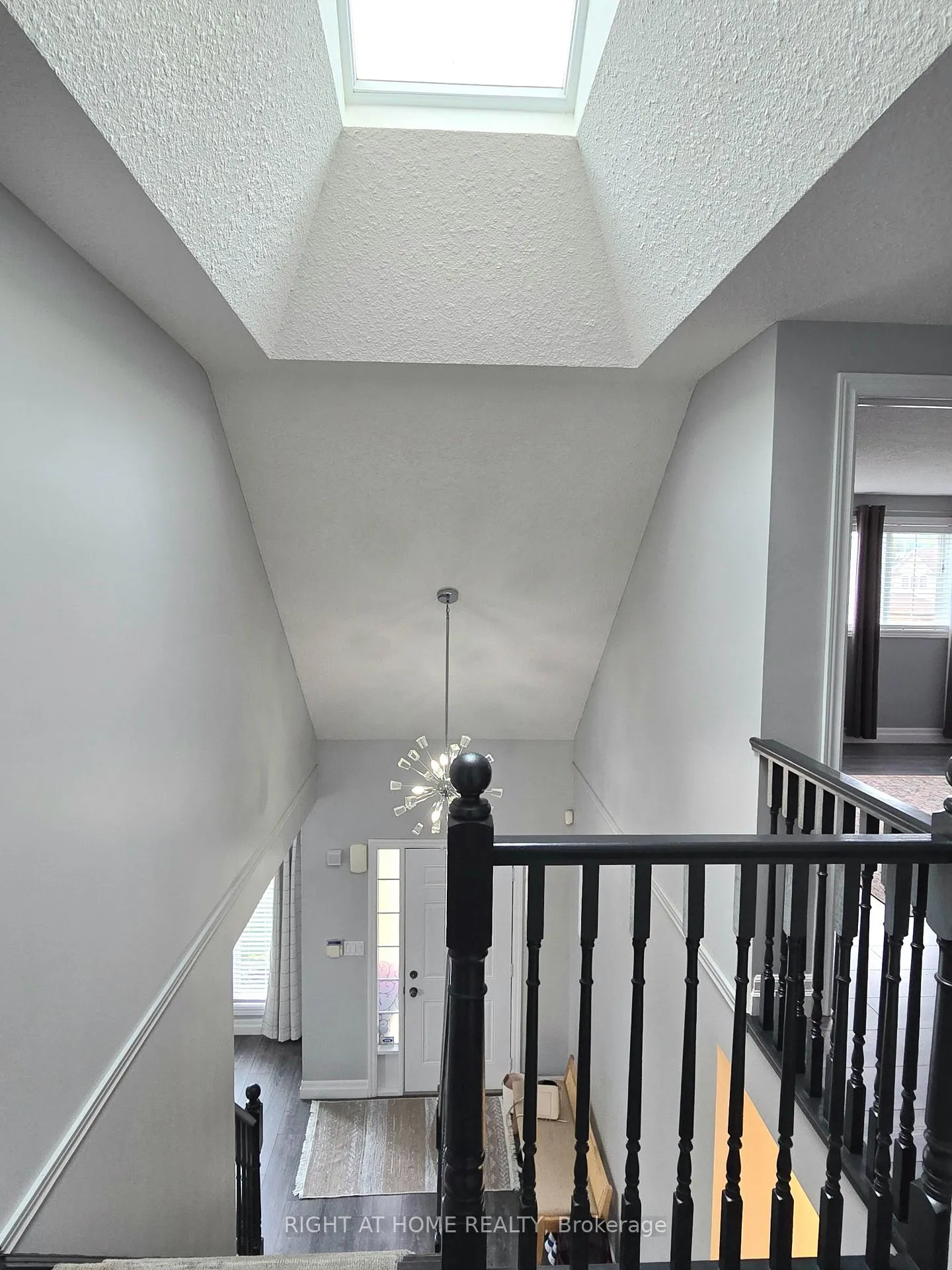 Photo 27 of 520 Pine Hollow Court, Kitchener — HOMEH