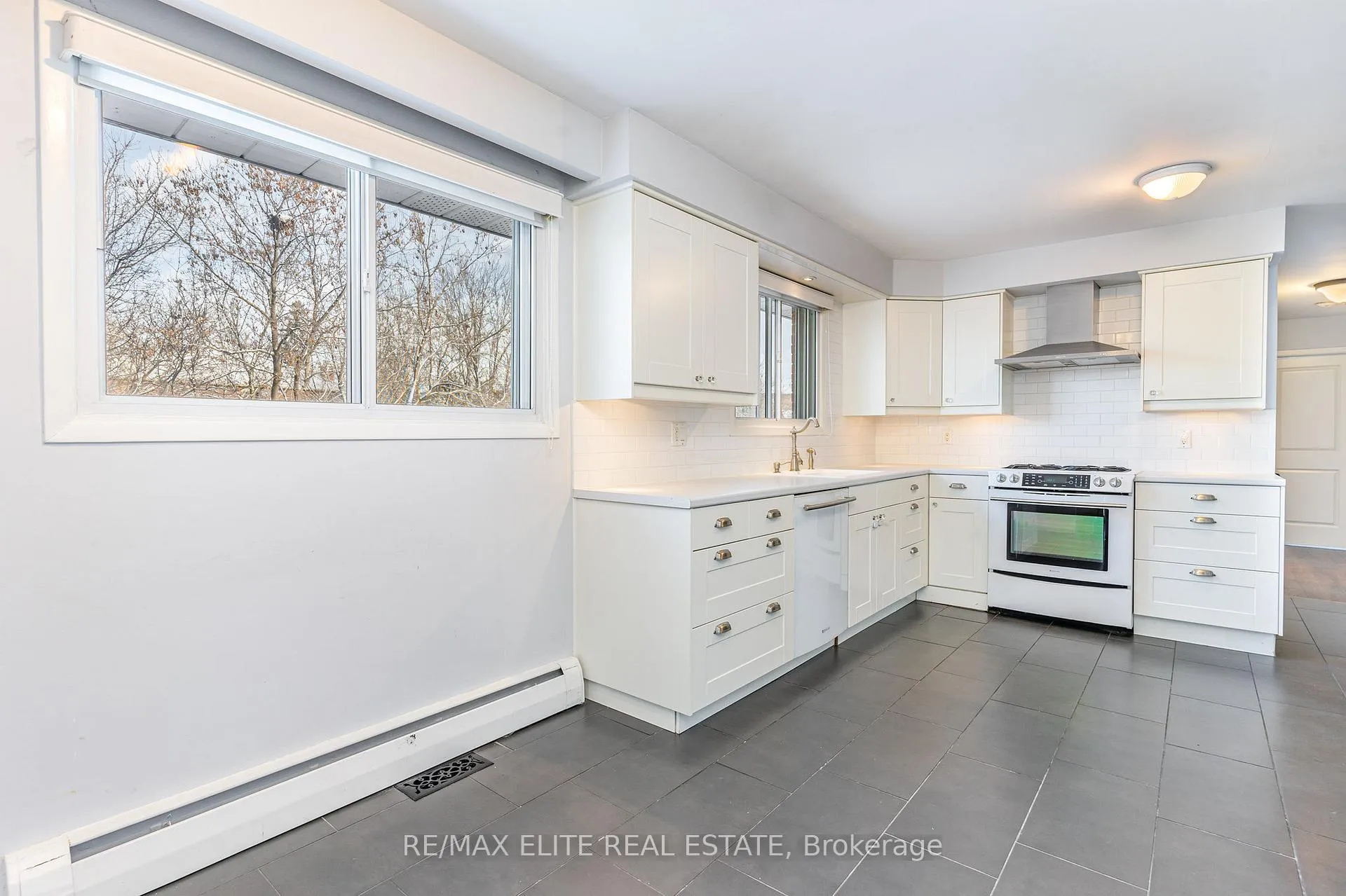 Photo 7 of 9611 Keele Street, Vaughan, Maple — HOMEH