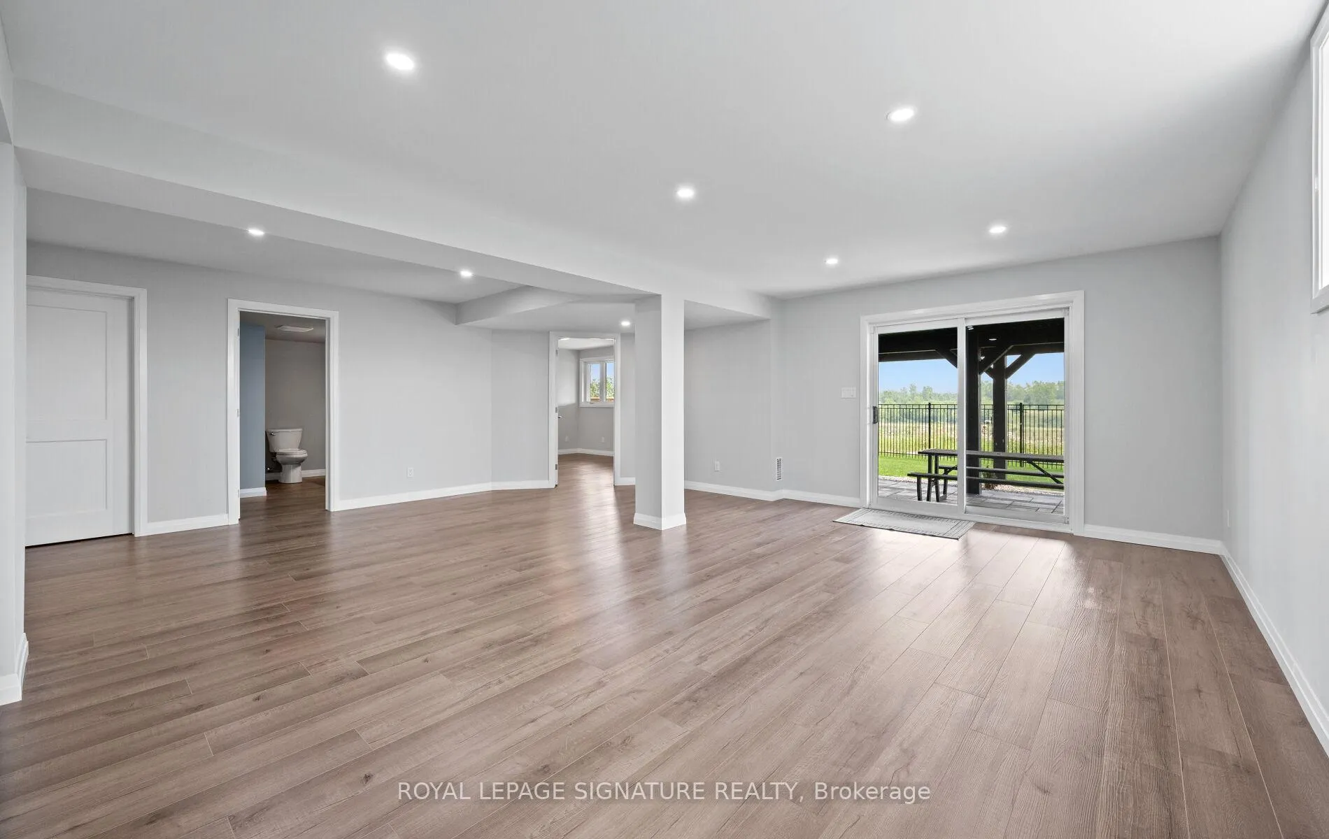 Photo 29 of 296 Shoreview Drive, Welland, Hwy 406/Welland — HOMEH