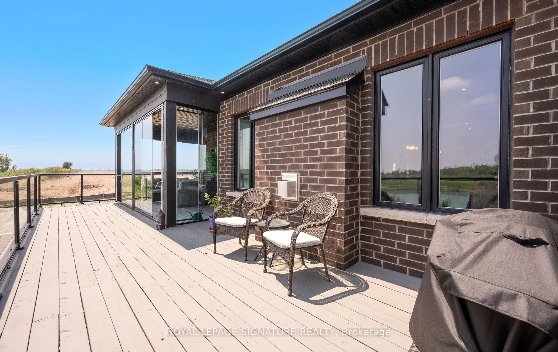 Photo 38 of 296 Shoreview Drive, Welland, Hwy 406/Welland — HOMEH
