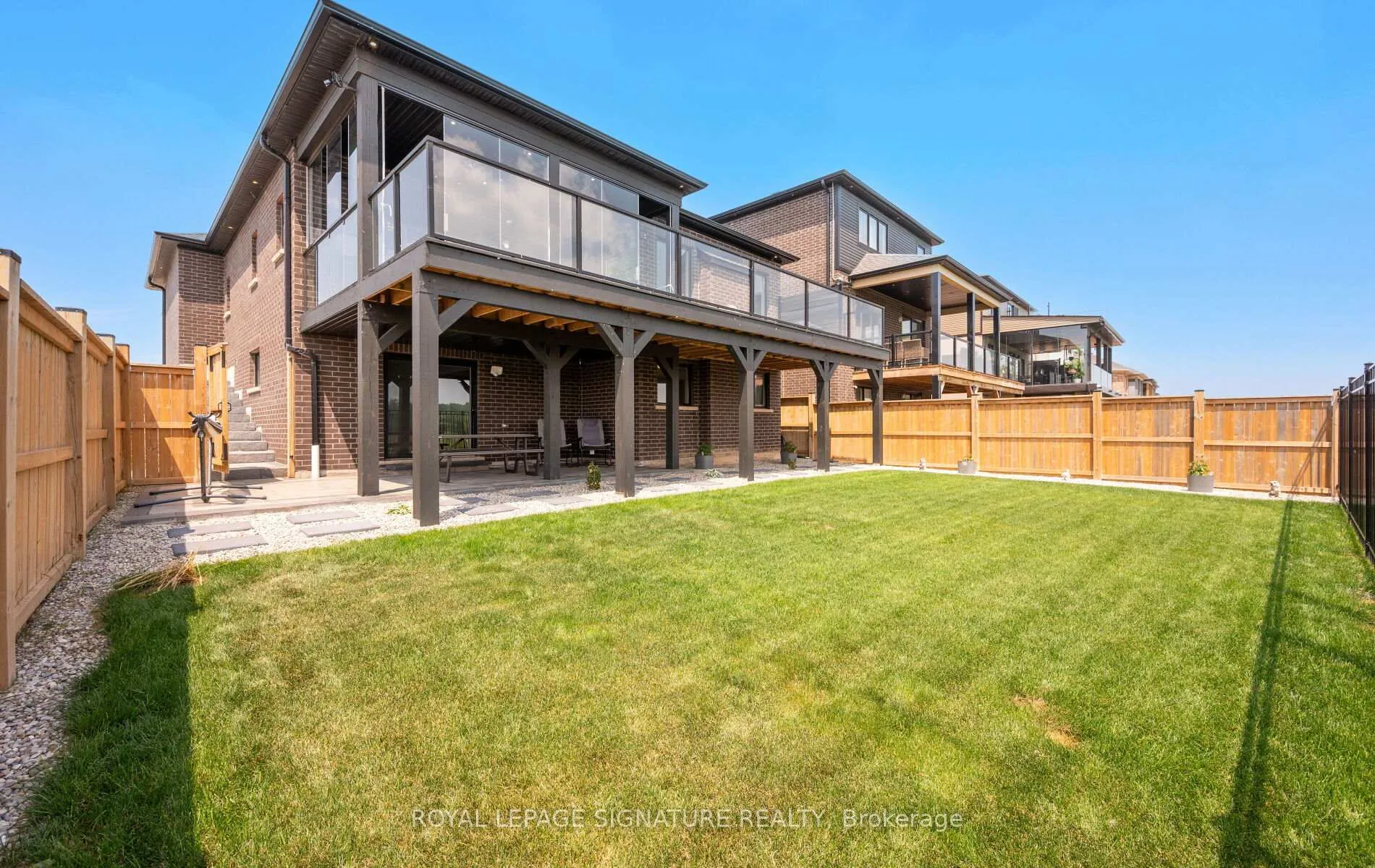 Photo 45 of 296 Shoreview Drive, Welland, Hwy 406/Welland — HOMEH