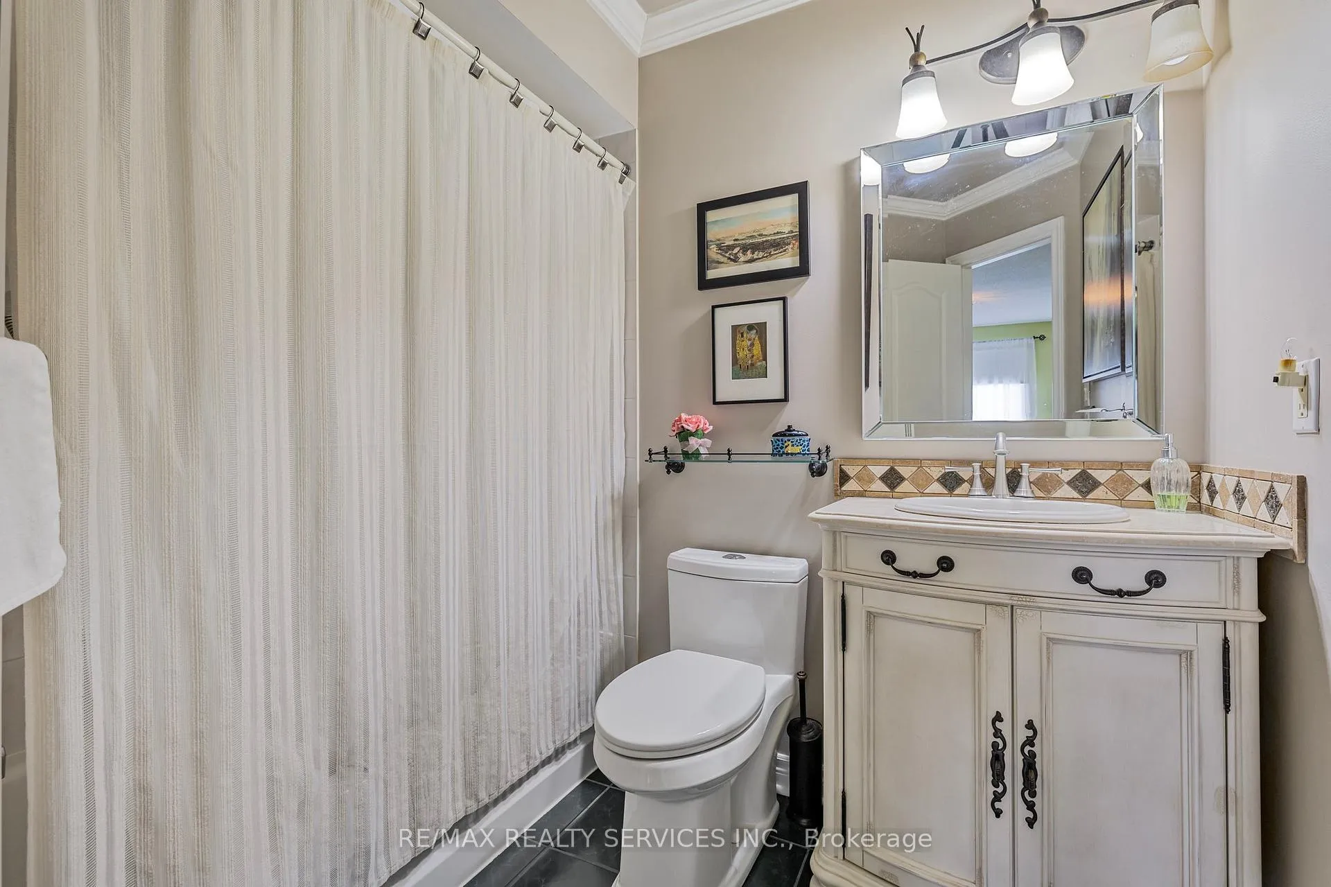 Photo 20 of 19 Livingston Drive, Caledon, Rural Caledon — HOMEH