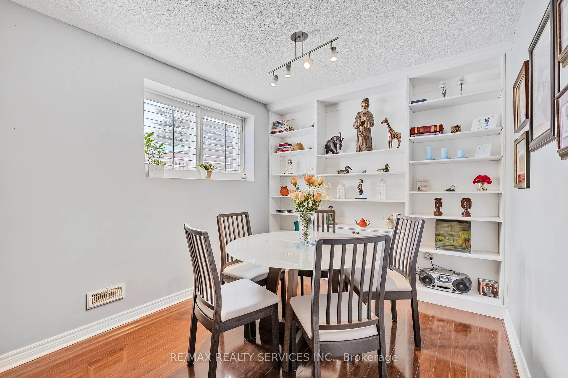 Photo 27 of 19 Livingston Drive, Caledon, Rural Caledon — HOMEH