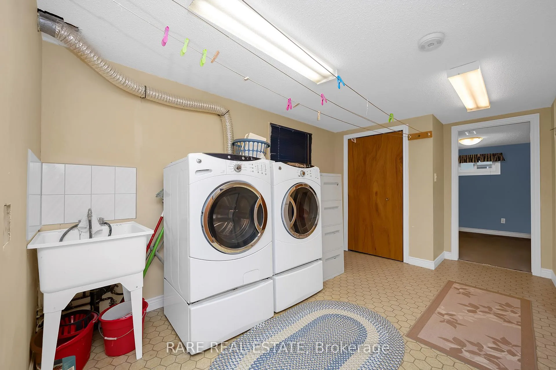Photo 26 of 34 Carmen Avenue, Hamilton, Macassa — HOMEH