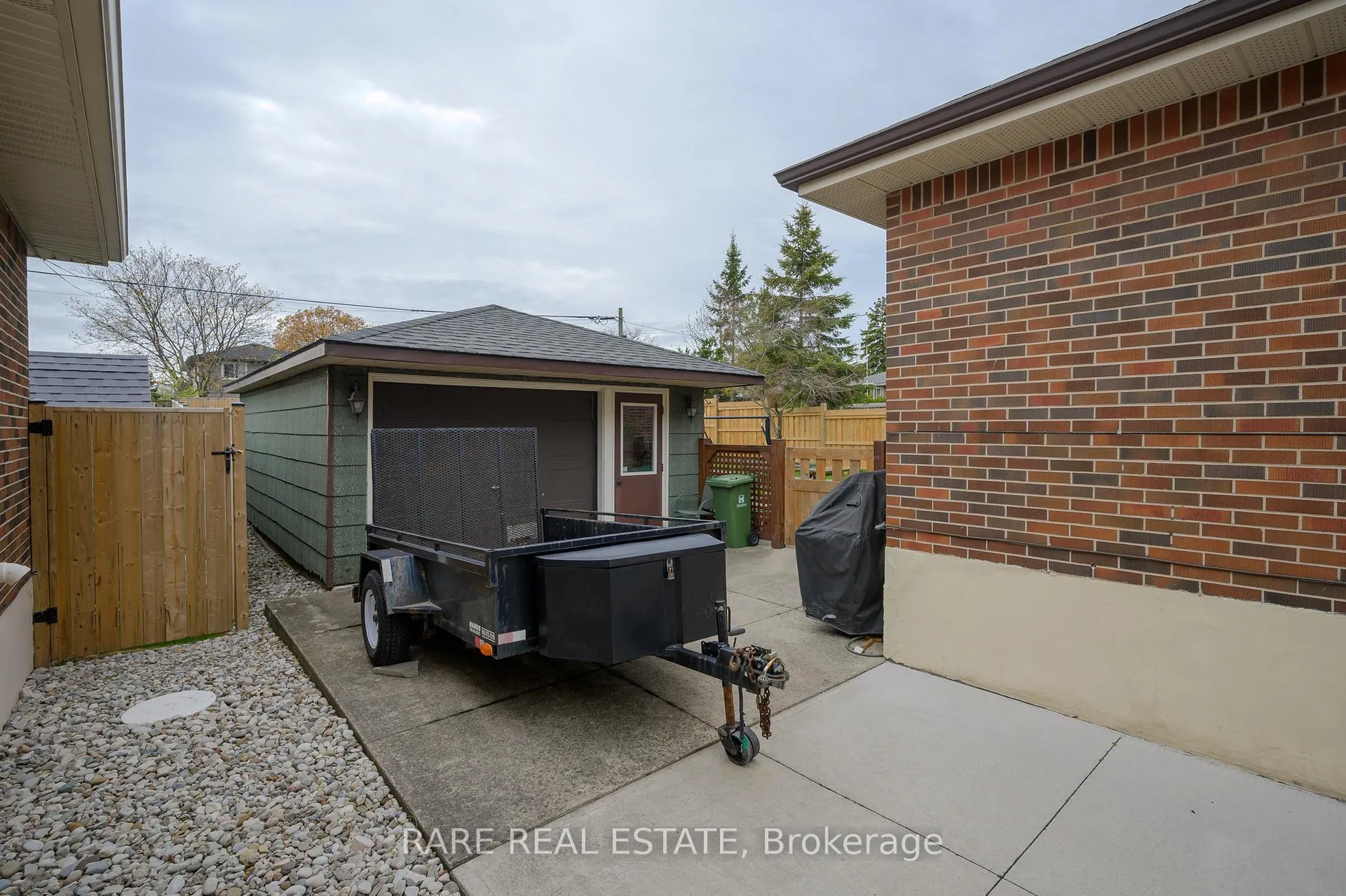 Photo 30 of 34 Carmen Avenue, Hamilton, Macassa — HOMEH