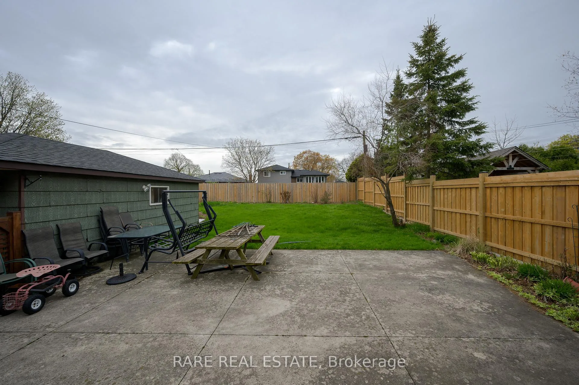 Photo 31 of 34 Carmen Avenue, Hamilton, Macassa — HOMEH
