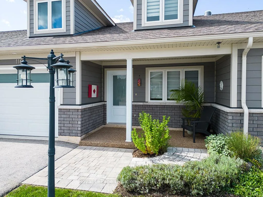 Photo 2 of 116 Cardinal Crescent, Welland, Coyle Creek — HOMEH