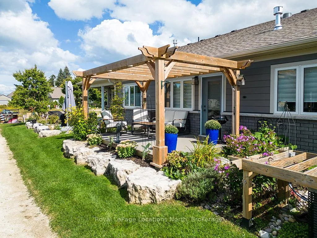 Photo 19 of 116 Cardinal Crescent, Welland, Coyle Creek — HOMEH