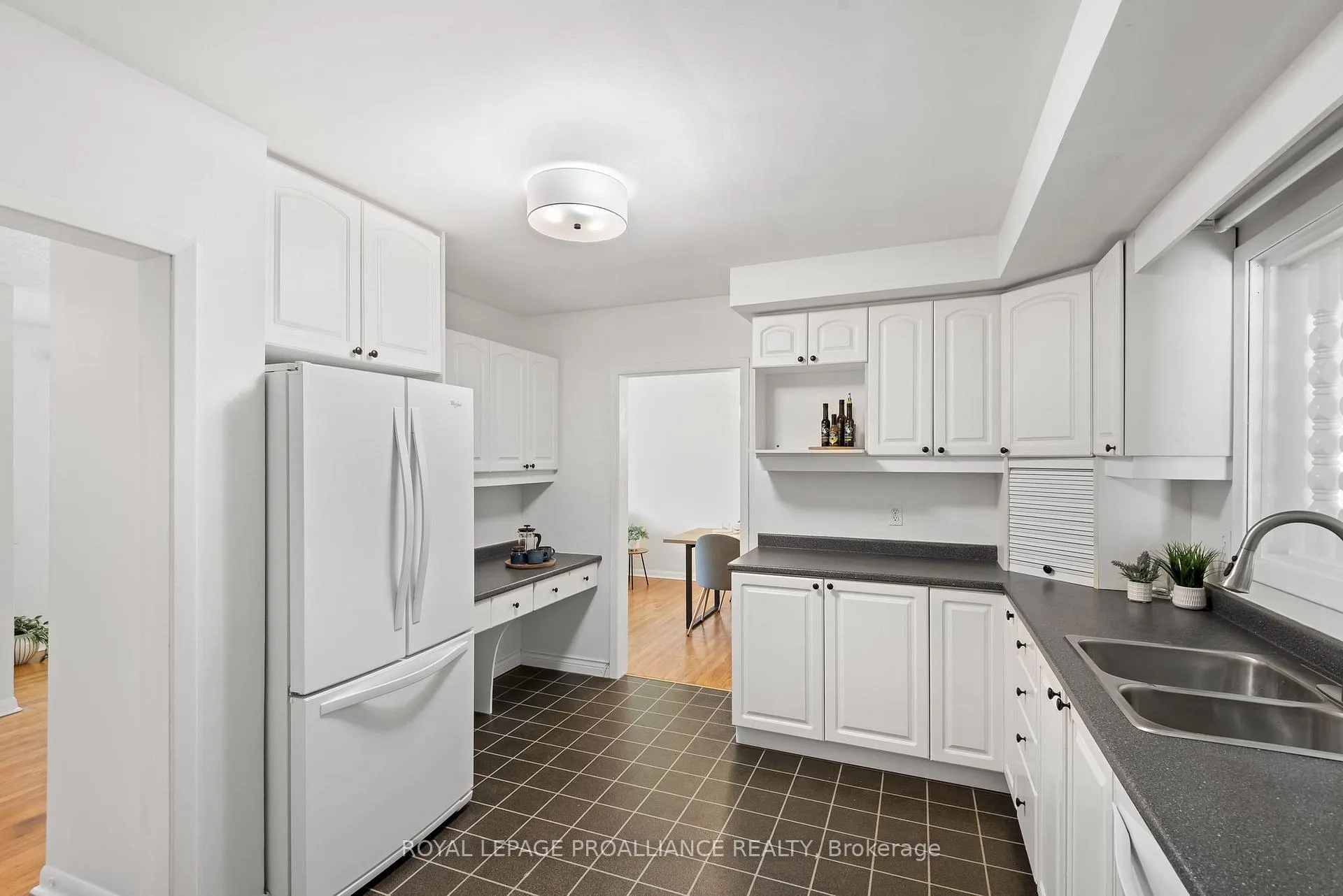 Photo 18 of 36 Applewood Drive, Belleville, Belleville Ward — HOMEH