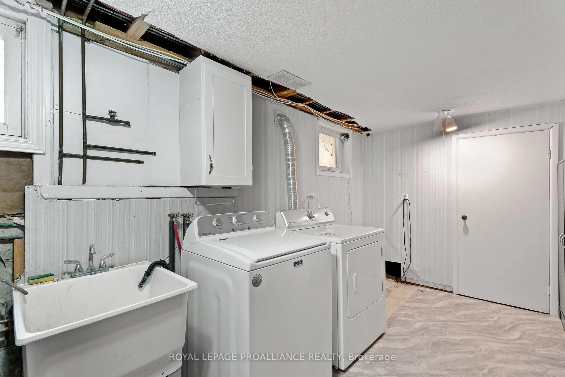 Photo 38 of 36 Applewood Drive, Belleville, Belleville Ward — HOMEH