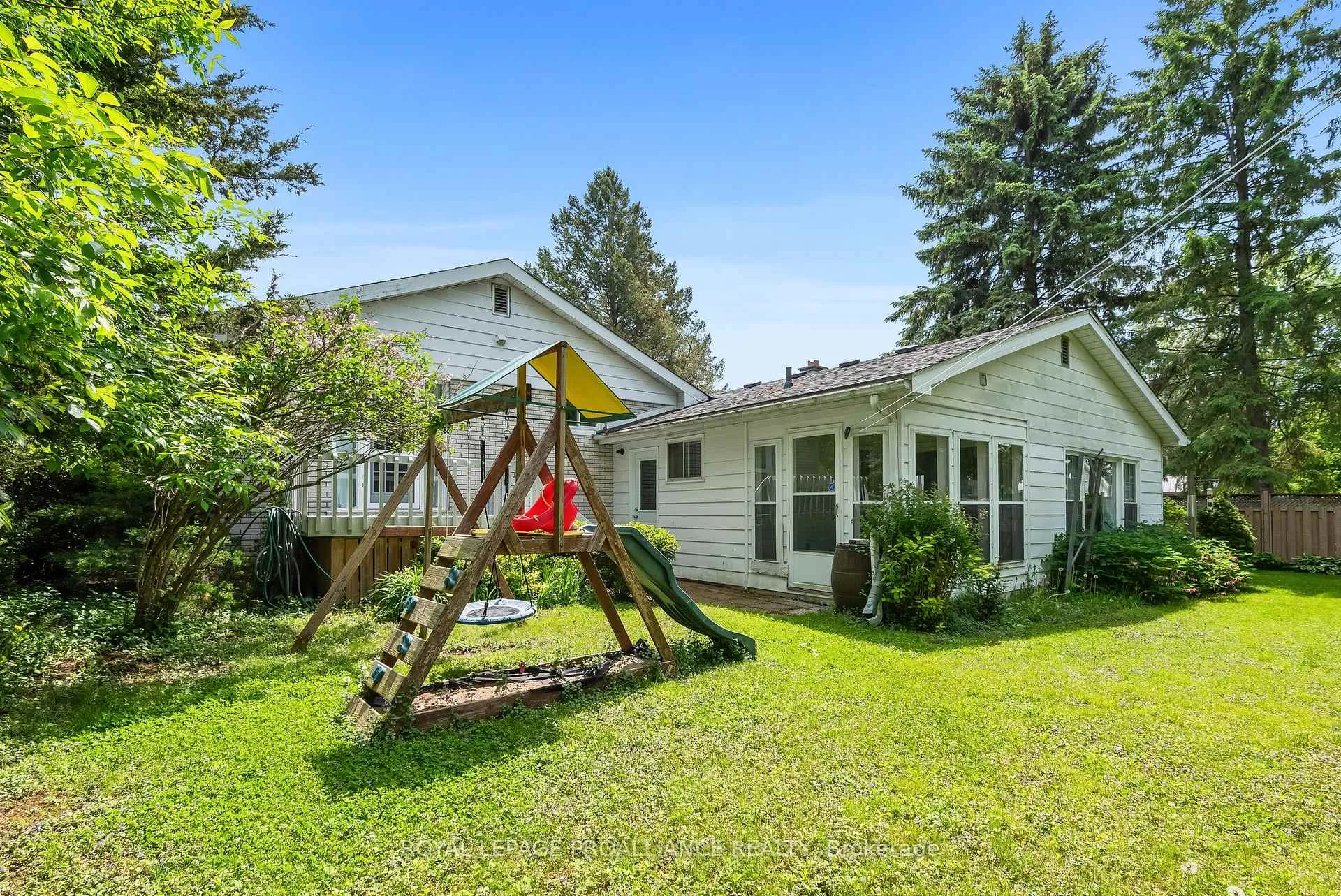 Photo 41 of 36 Applewood Drive, Belleville, Belleville Ward — HOMEH