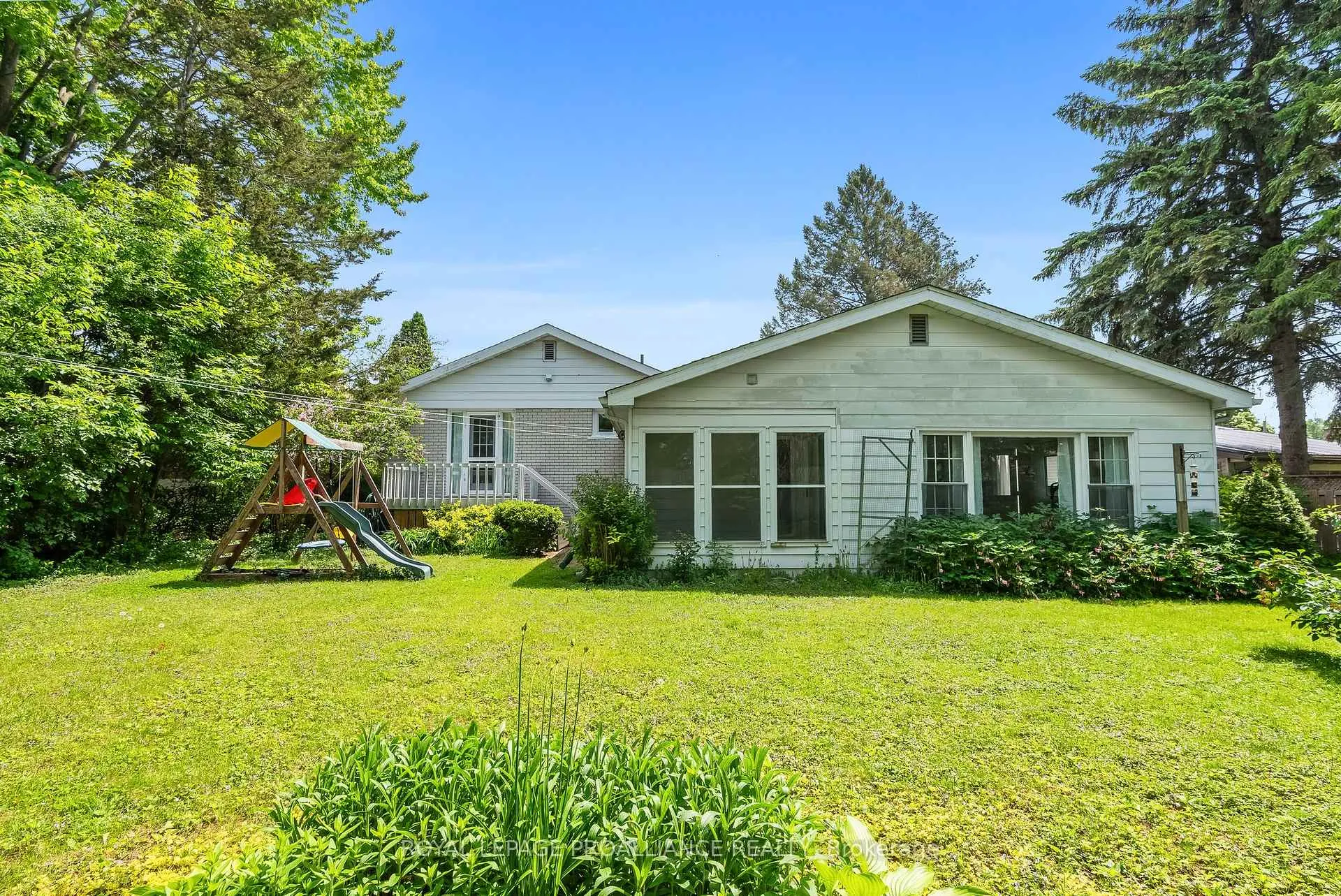 Photo 46 of 36 Applewood Drive, Belleville, Belleville Ward — HOMEH