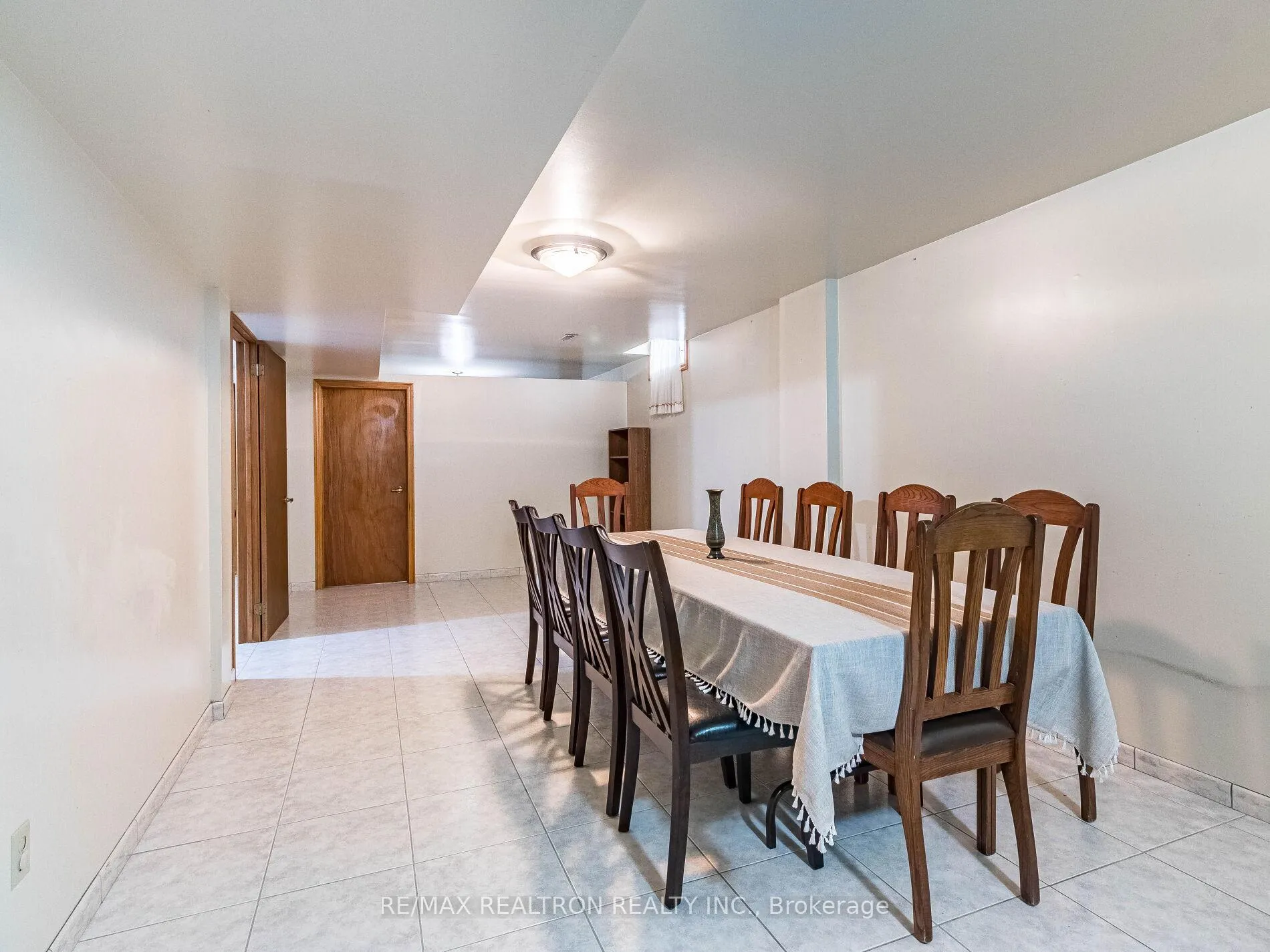 Photo 35 of 66 Nimbus Place, Vaughan, East Woodbridge — HOMEH