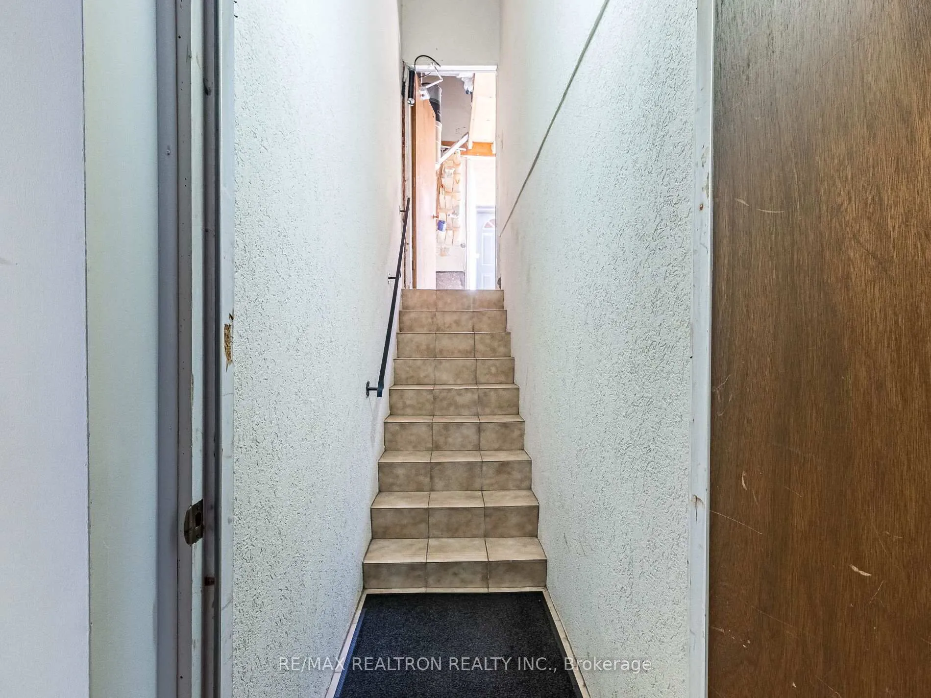 Photo 39 of 66 Nimbus Place, Vaughan, East Woodbridge — HOMEH