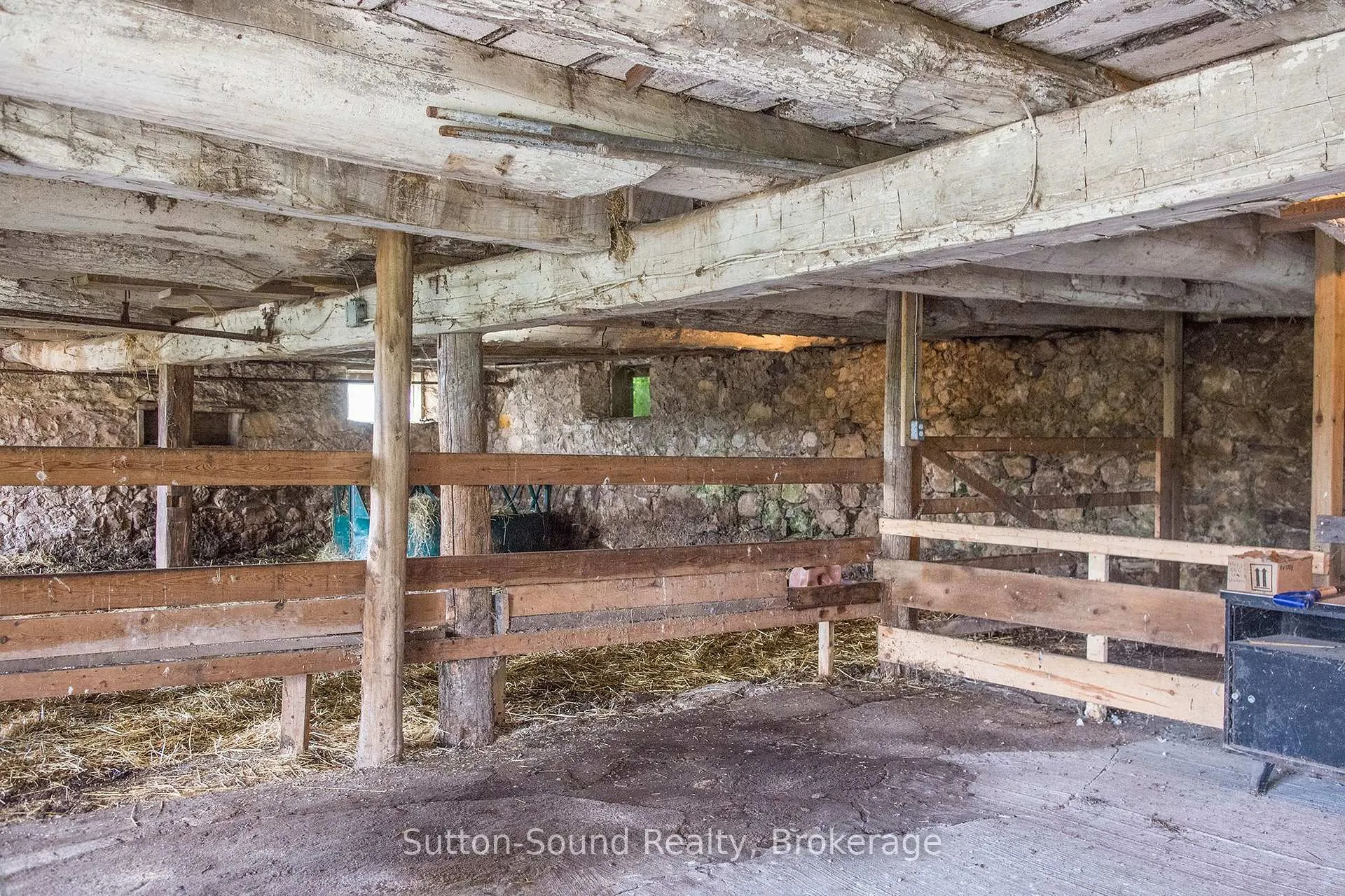 Photo 13 of 802677 Grey 40 Road, Chatsworth — HOMEH