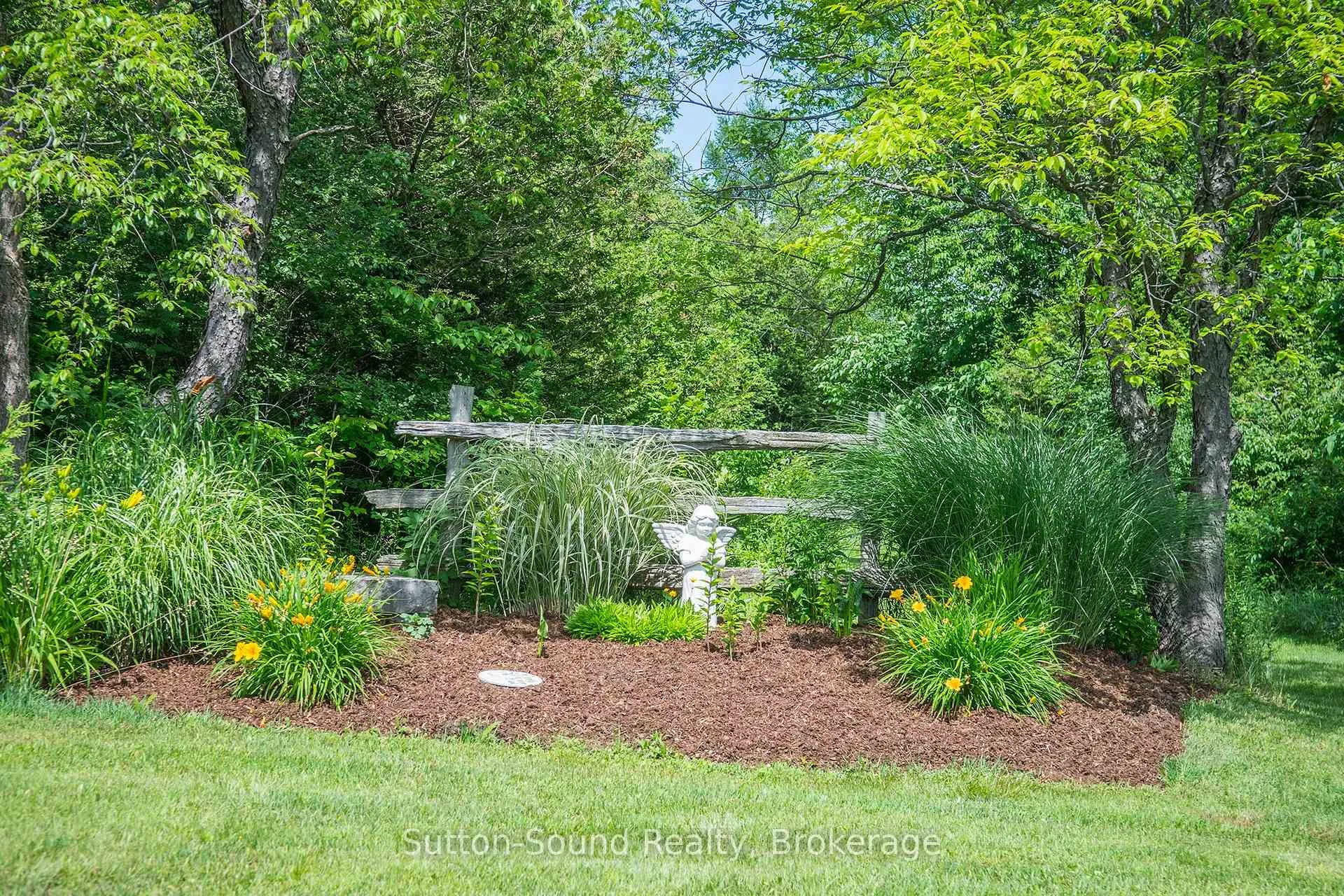 Photo 15 of 802677 Grey 40 Road, Chatsworth — HOMEH