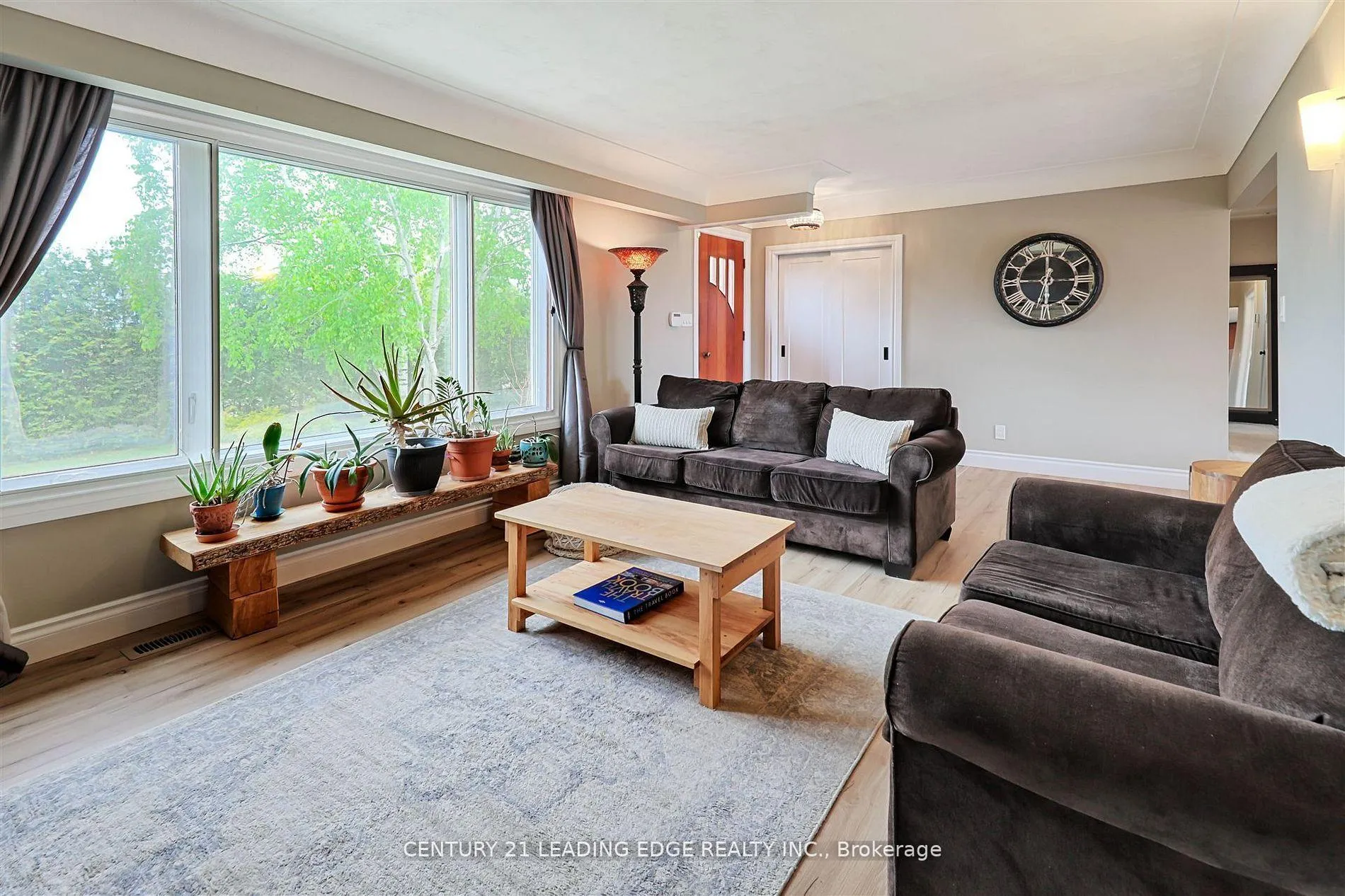 Photo 7 of 8276 White Church Road E, Hamilton, Mount Hope — HOMEH