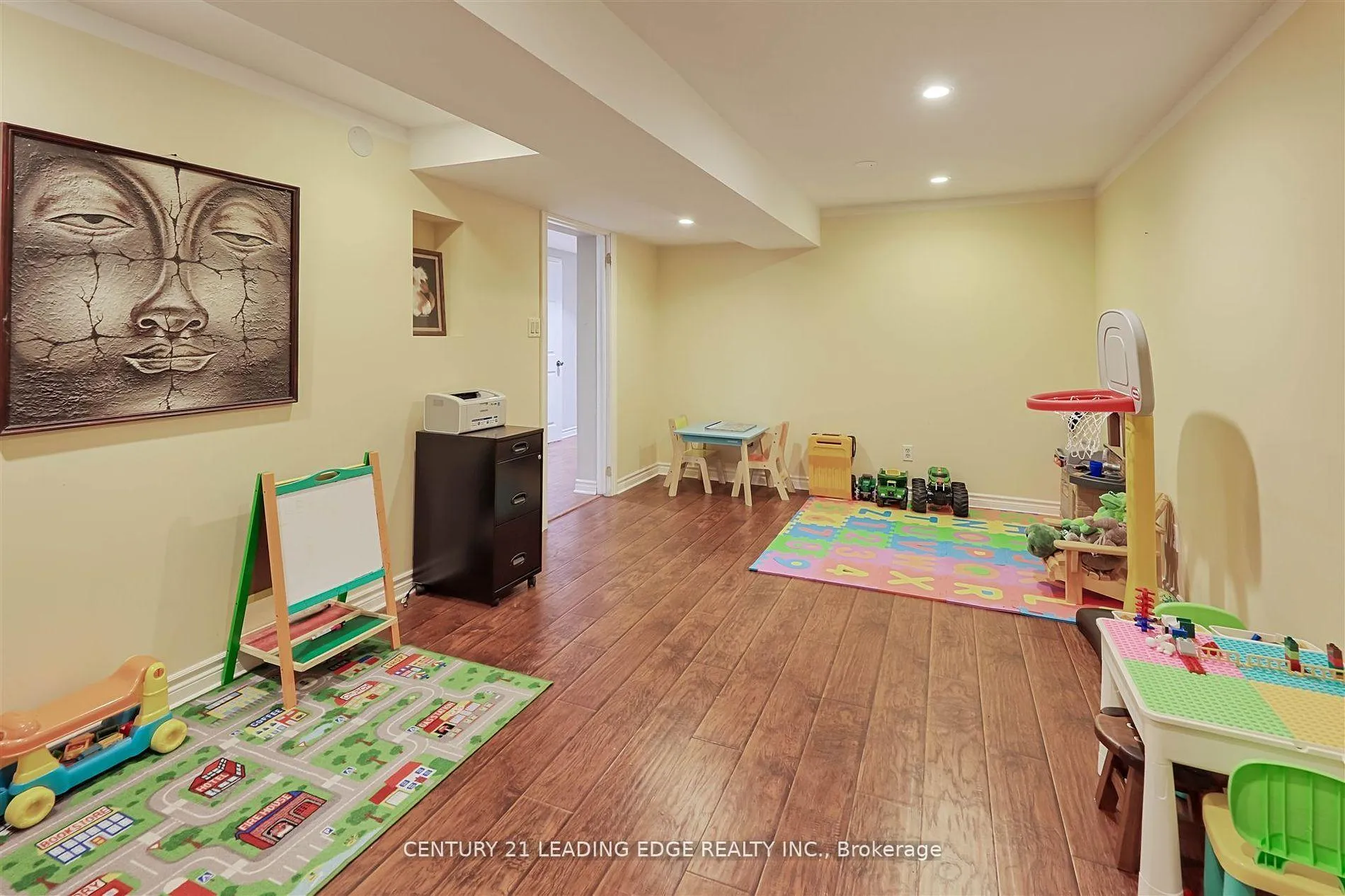 Photo 18 of 8276 White Church Road E, Hamilton, Mount Hope — HOMEH