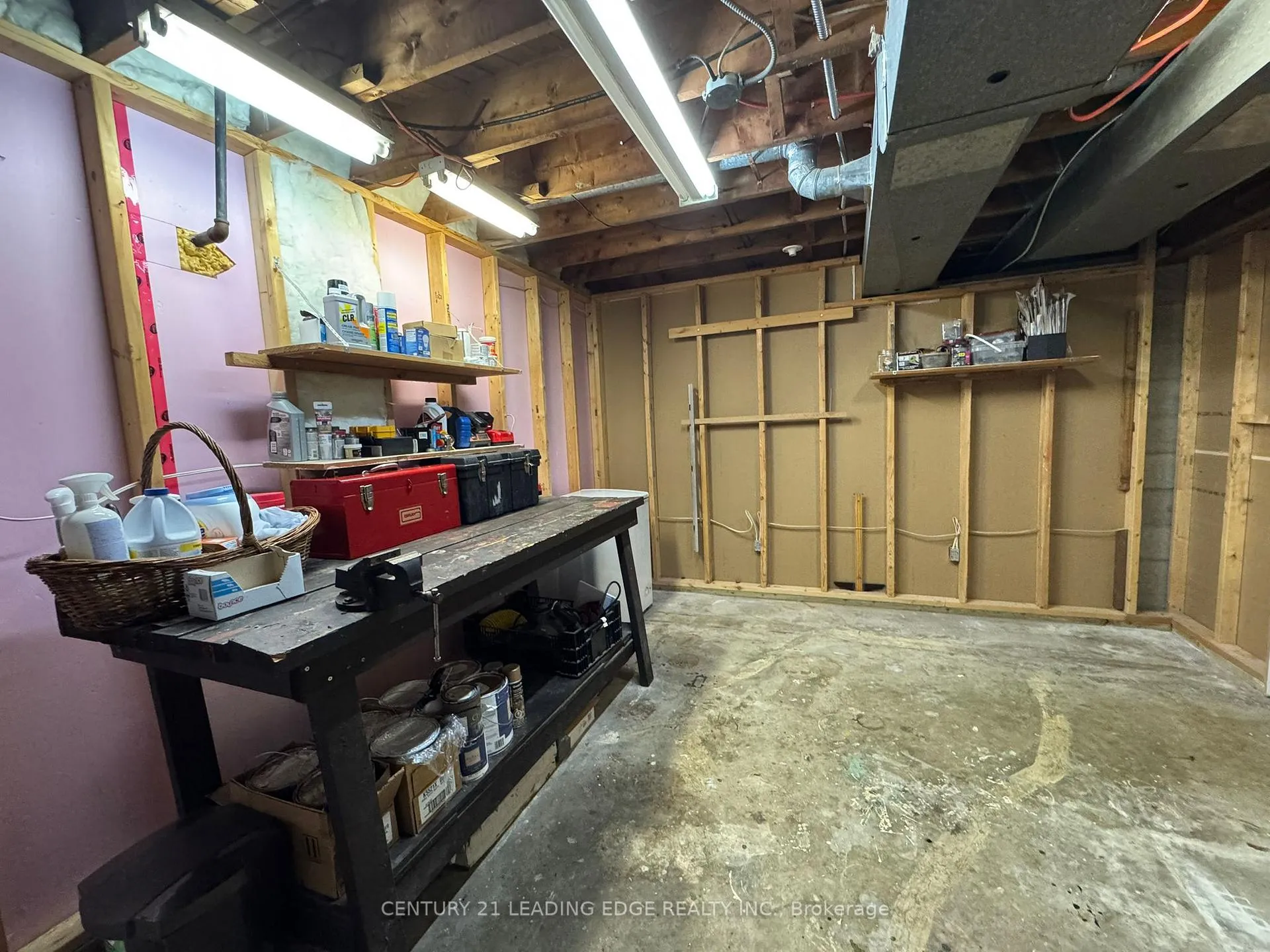 Photo 22 of 8276 White Church Road E, Hamilton, Mount Hope — HOMEH