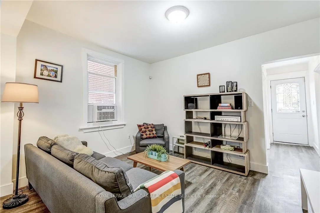 Photo 9 of 185 Simcoe Street E, Hamilton, North End — HOMEH