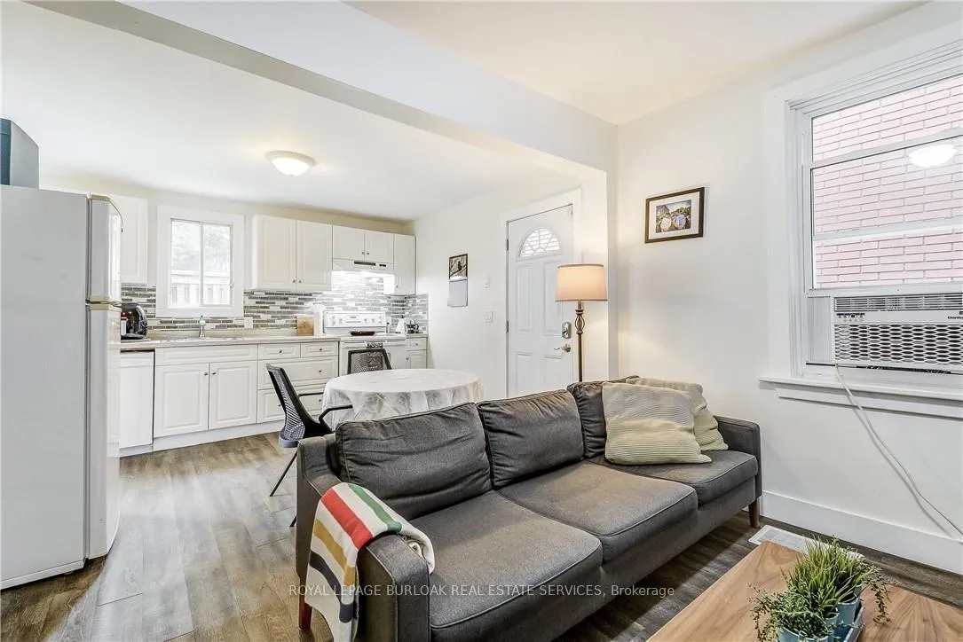 Photo 10 of 185 Simcoe Street E, Hamilton, North End — HOMEH