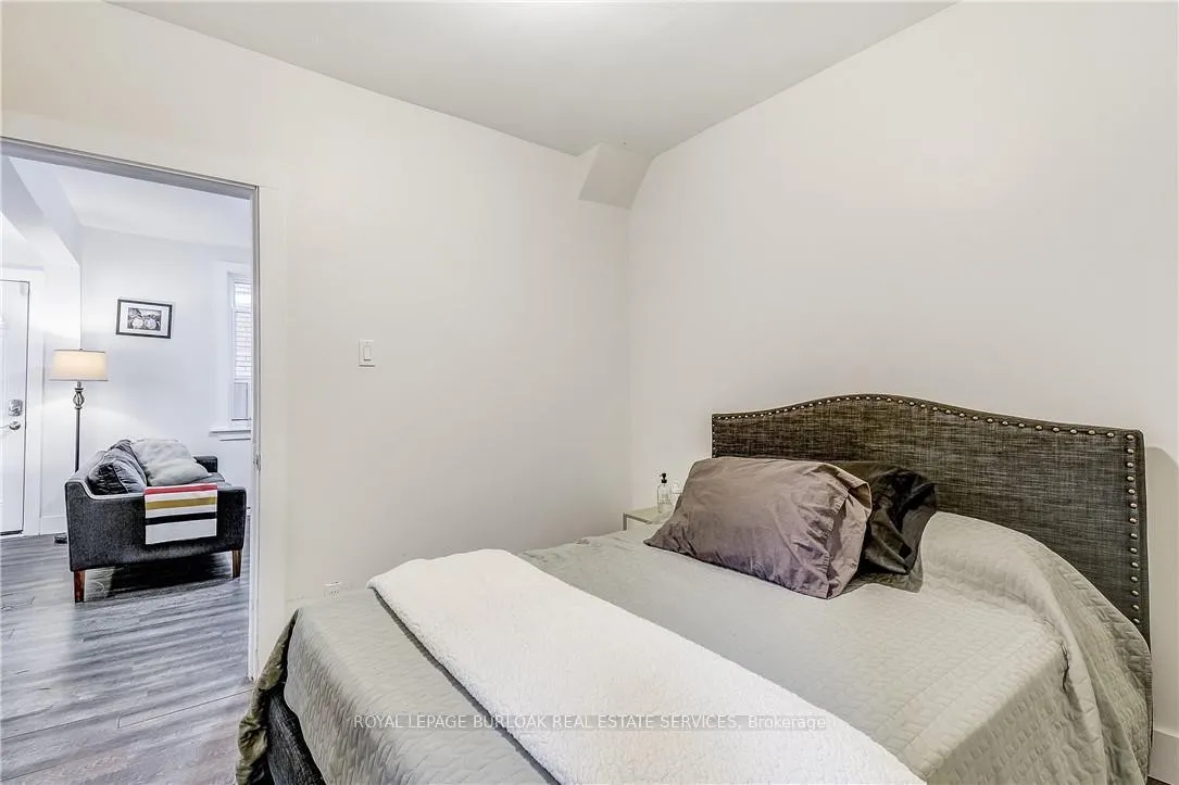 Photo 27 of 185 Simcoe Street E, Hamilton, North End — HOMEH