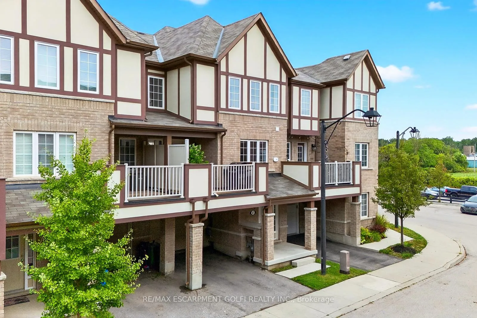 Photo 1 of Unit 57, 22 Spring Creek Drive, Hamilton, Waterdown — HOMEH
