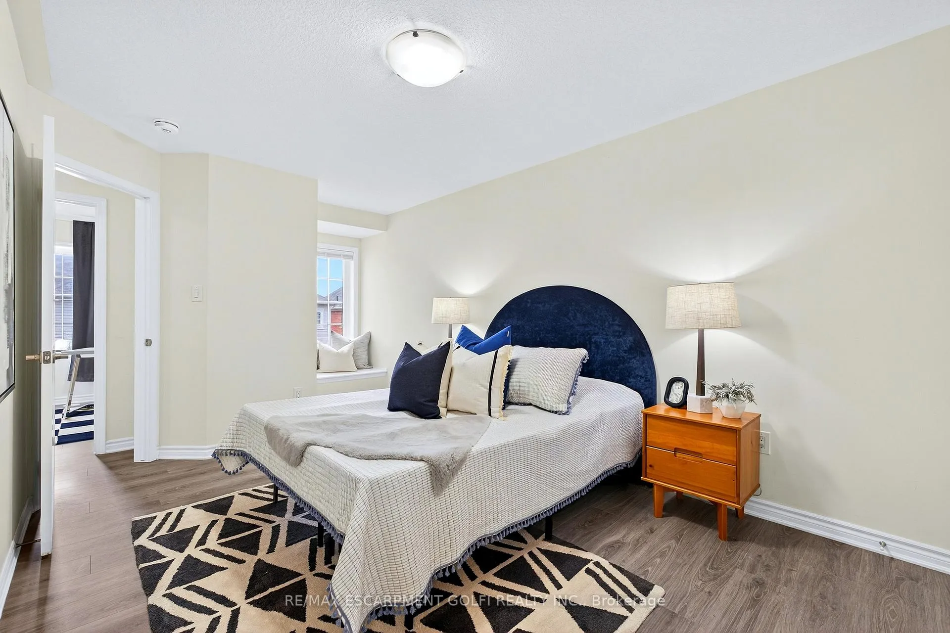 Photo 14 of Unit 57, 22 Spring Creek Drive, Hamilton, Waterdown — HOMEH