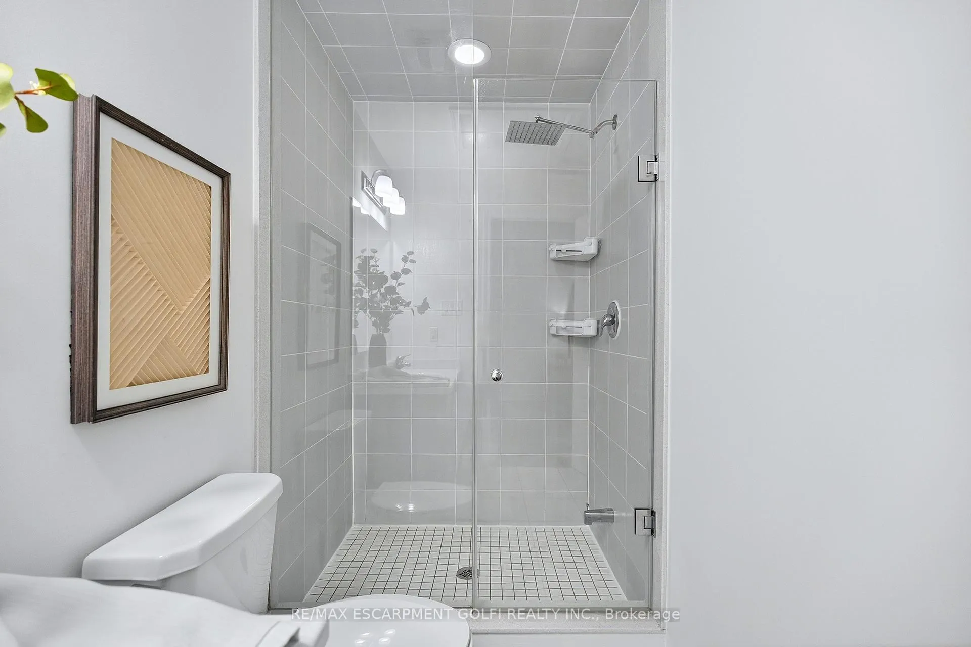 Photo 16 of Unit 57, 22 Spring Creek Drive, Hamilton, Waterdown — HOMEH