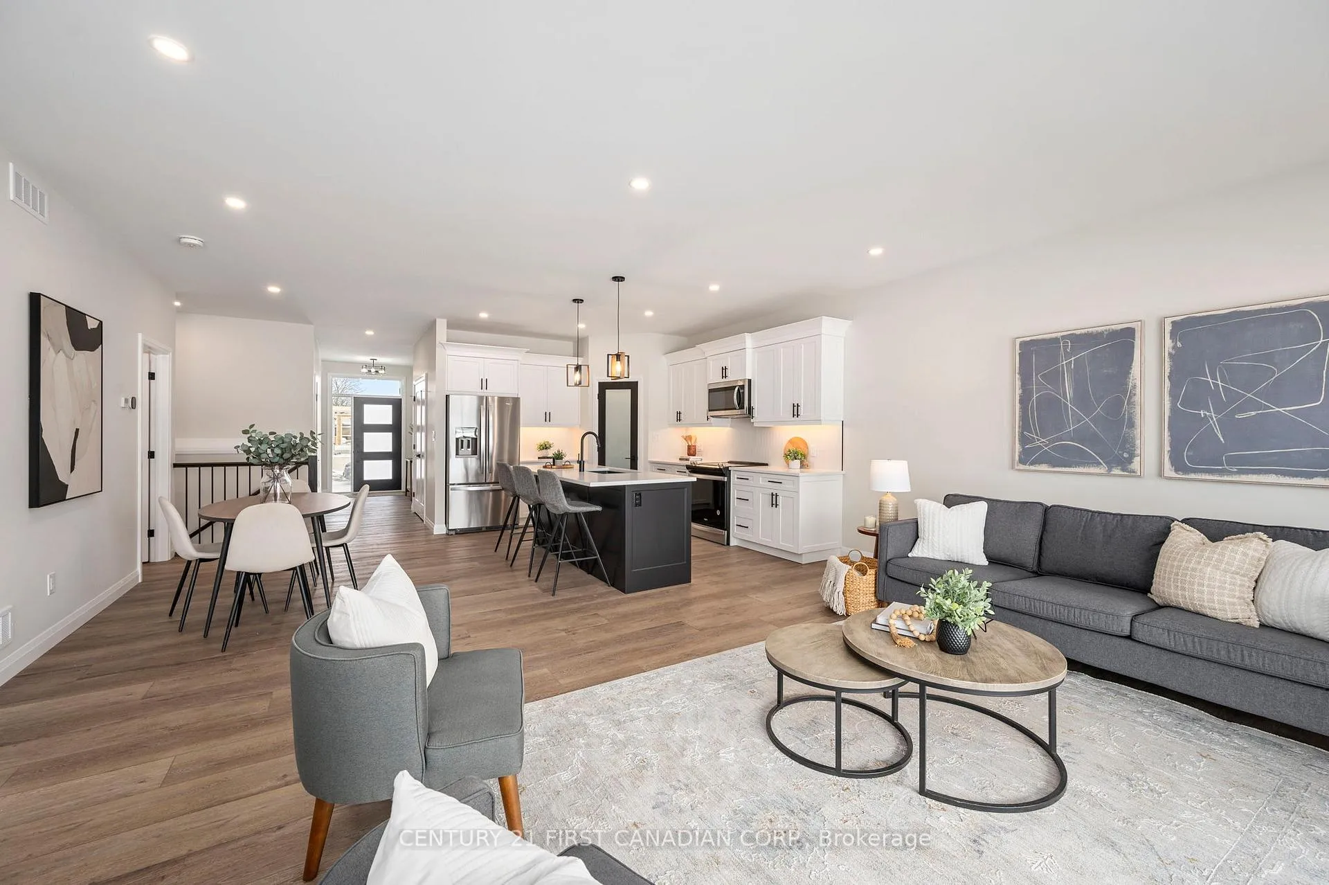 Photo 15 of Unit 5, 32 Postma Crescent, North Middlesex, Alisa Craig — HOMEH