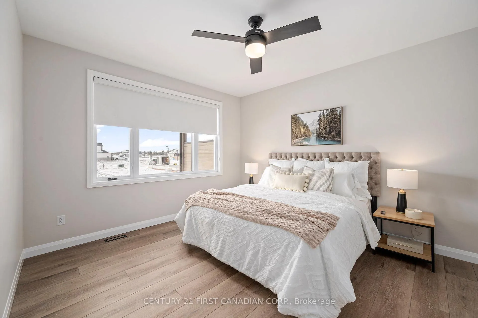 Photo 19 of Unit 5, 32 Postma Crescent, North Middlesex, Alisa Craig — HOMEH