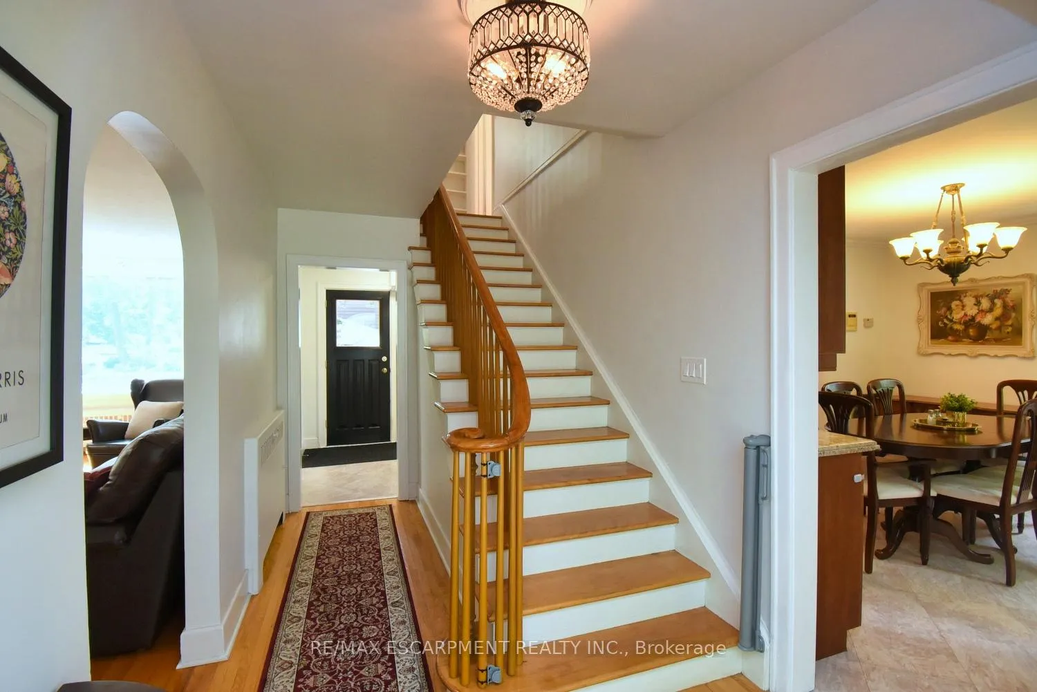 Photo 5 of 200 Concession Street, Hamilton, Centremount — HOMEH
