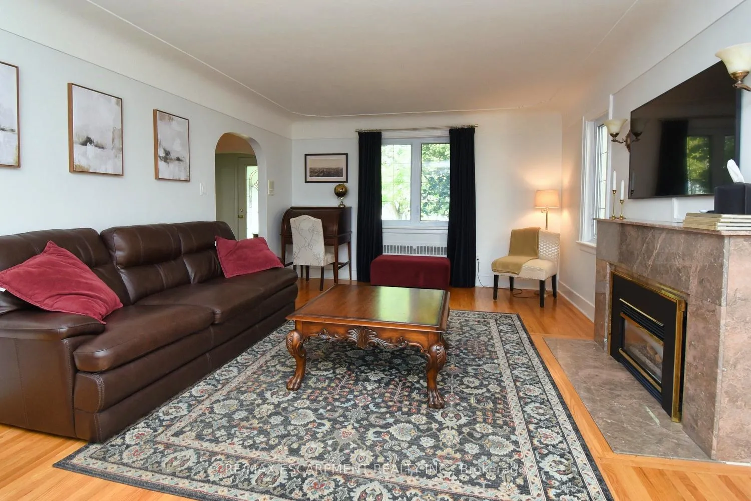 Photo 8 of 200 Concession Street, Hamilton, Centremount — HOMEH