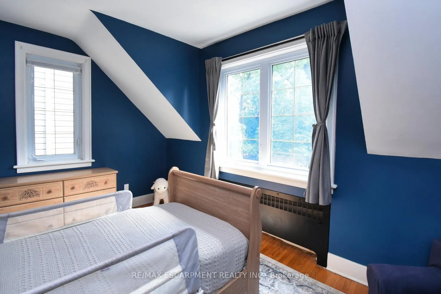 Photo 22 of 200 Concession Street, Hamilton, Centremount — HOMEH