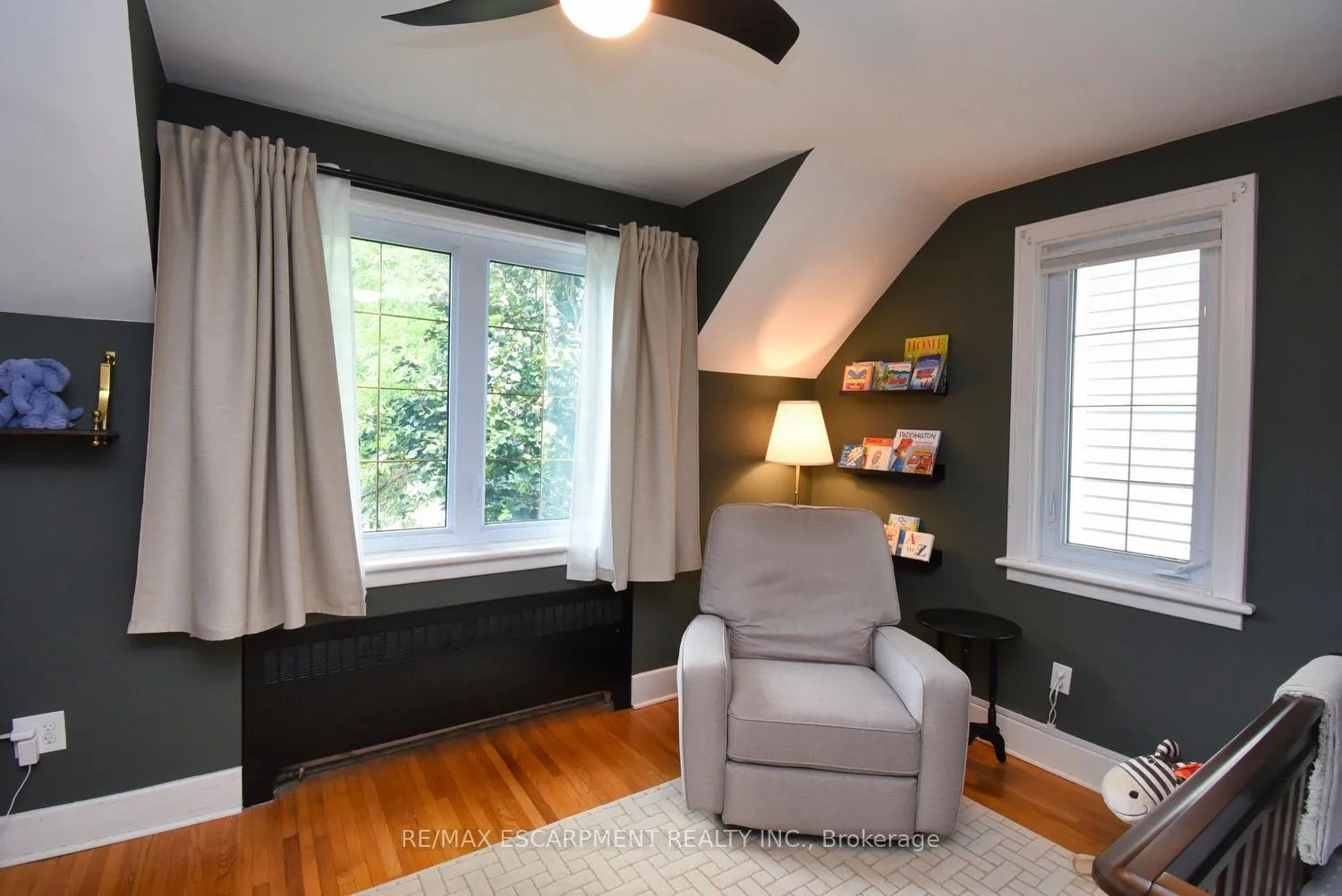 Photo 24 of 200 Concession Street, Hamilton, Centremount — HOMEH