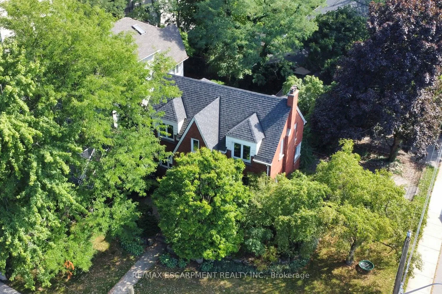 Photo 44 of 200 Concession Street, Hamilton, Centremount — HOMEH