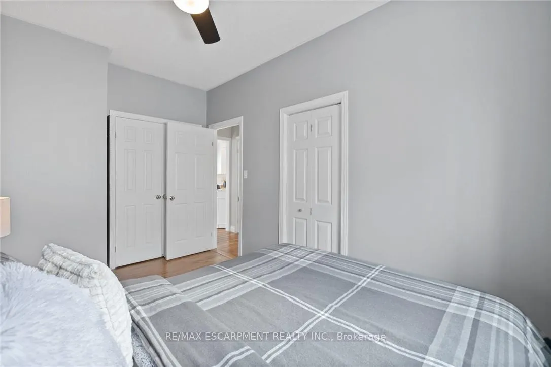 Photo 24 of 46 Pentland Road, Hamilton, Waterdown — HOMEH