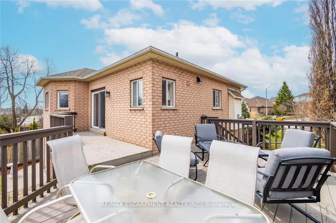Photo 42 of 46 Pentland Road, Hamilton, Waterdown — HOMEH