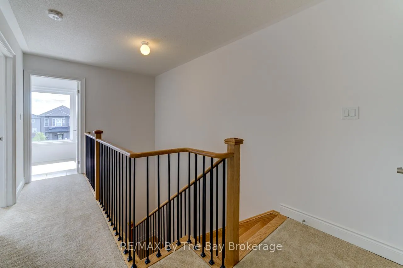 Photo 19 of 25 Lisa Street, Wasaga Beach — HOMEH