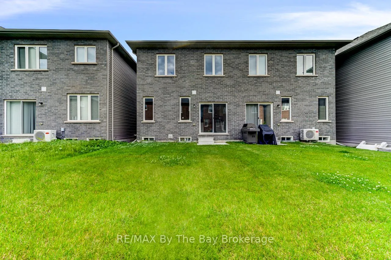 Photo 30 of 25 Lisa Street, Wasaga Beach — HOMEH